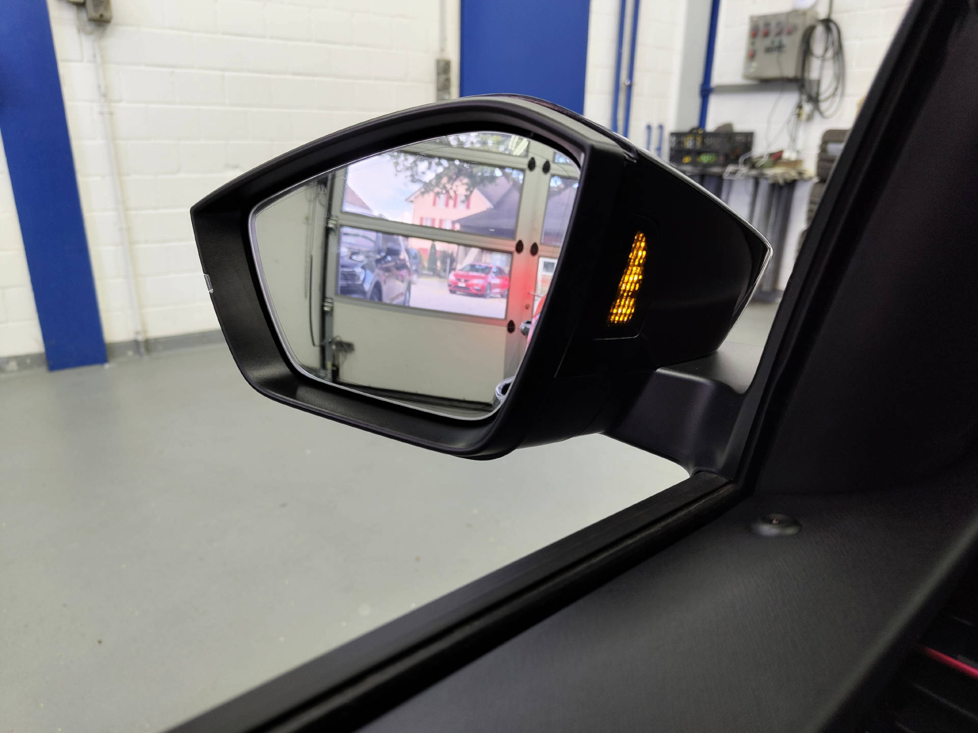 SKODA Kamiq 1.5 TSI Monte Carlo DSG-image-12