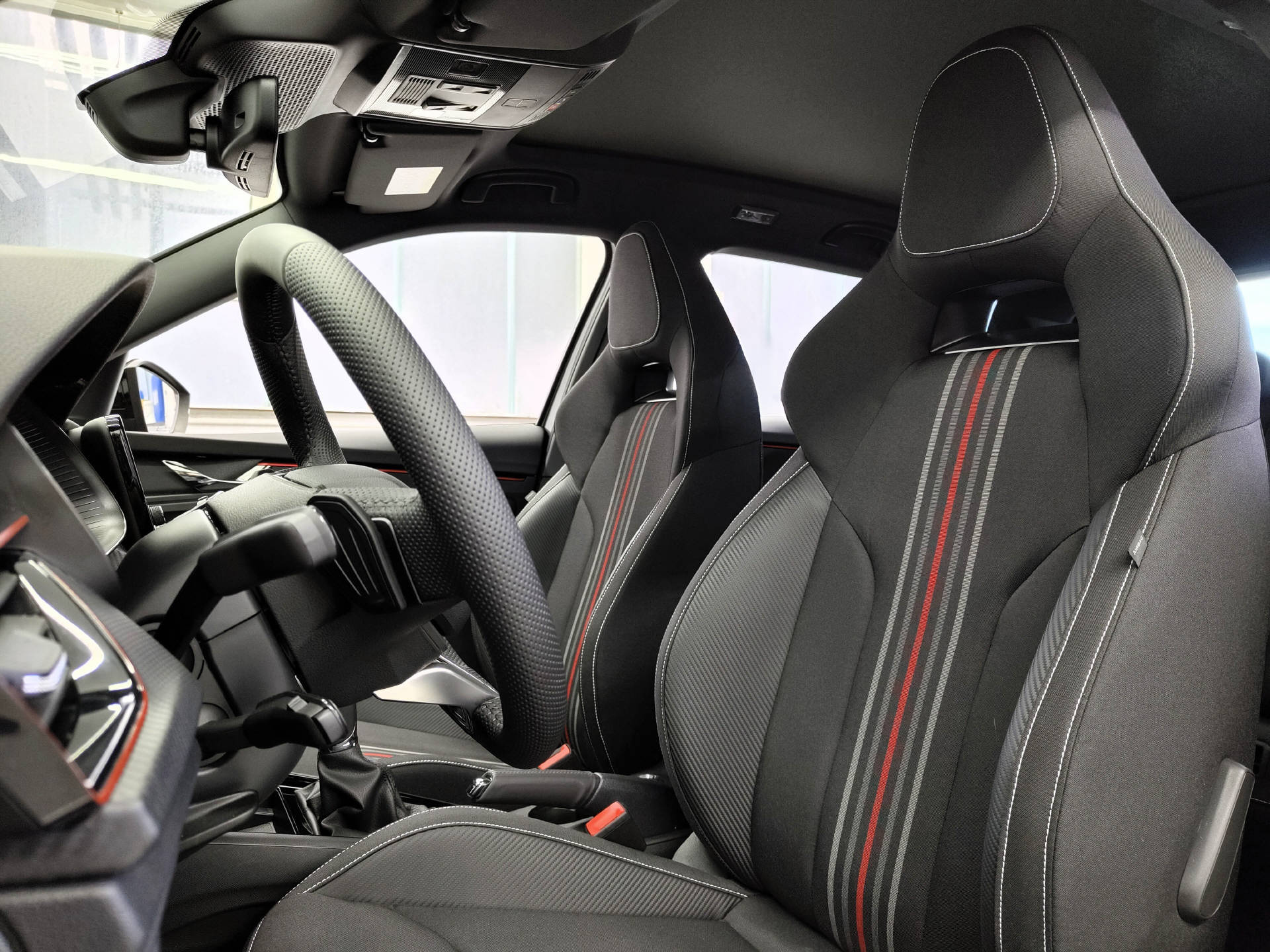 SKODA Kamiq 1.5 TSI Monte Carlo DSG-image-5
