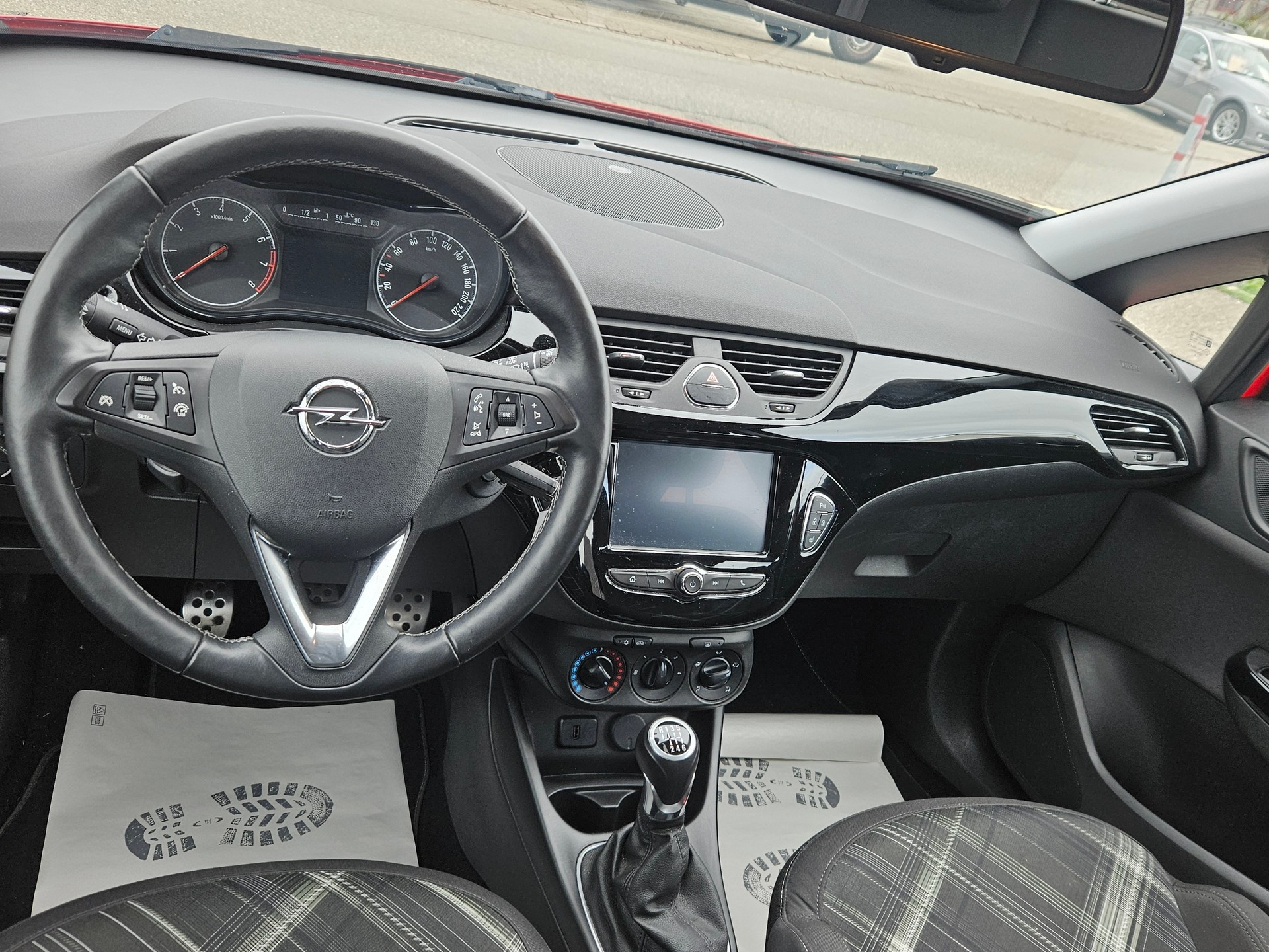OPEL Corsa 1.0 T EcoTec Black Edition-image-10