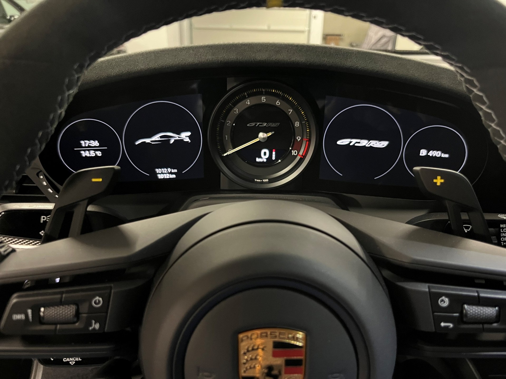 PORSCHE 911 GT3 RS-image-10