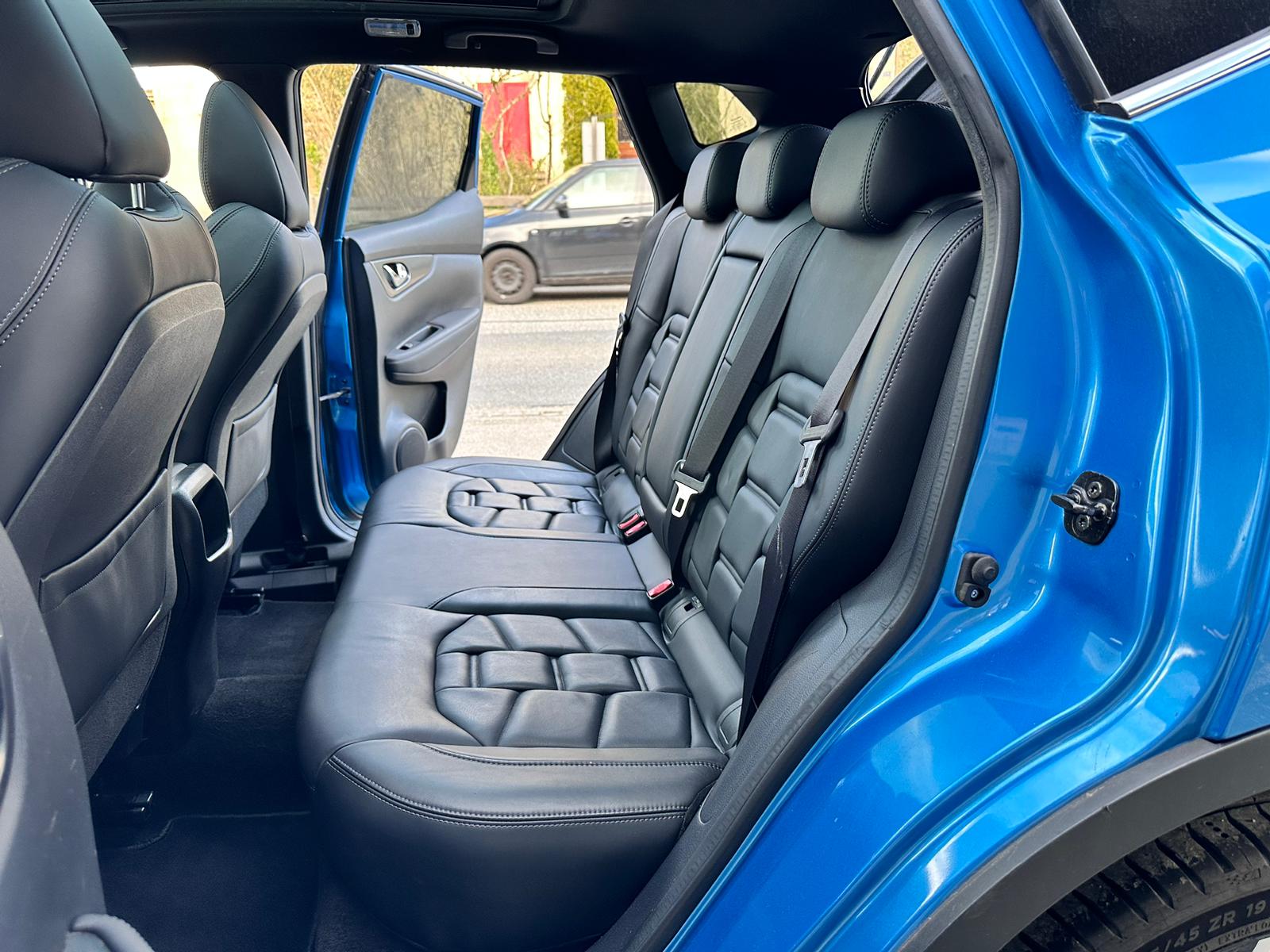 NISSAN Qashqai 1.6 dCi tekna+ Xtronic CVT-image-10