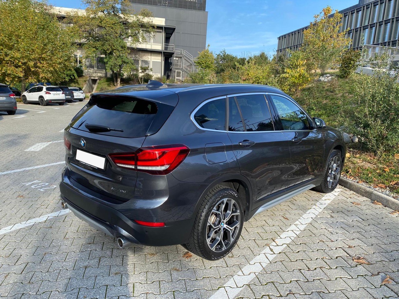 BMW X1 xDrive 20i xLine Steptronic-image-3