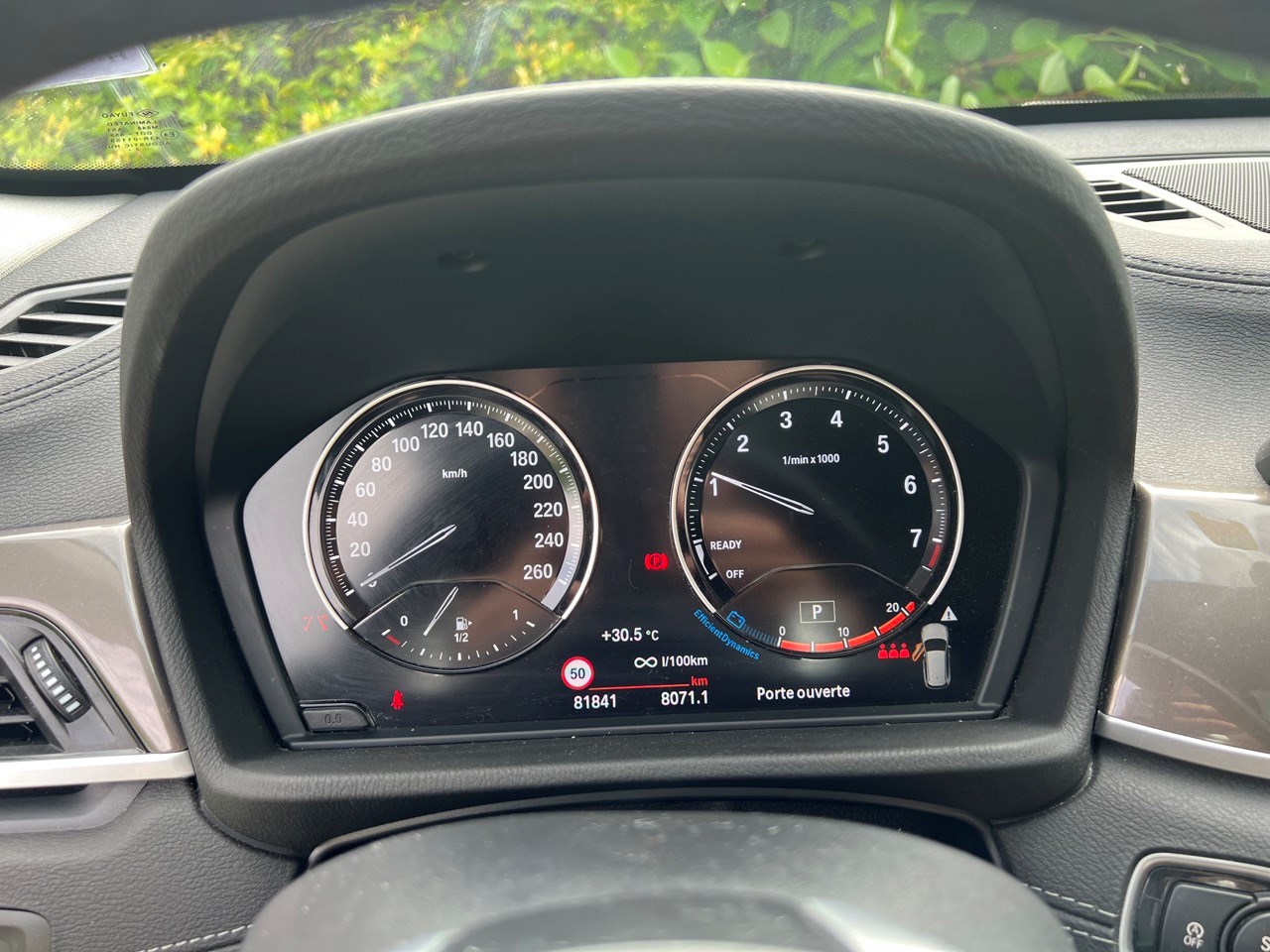 BMW X1 xDrive 20i xLine Steptronic-image-14
