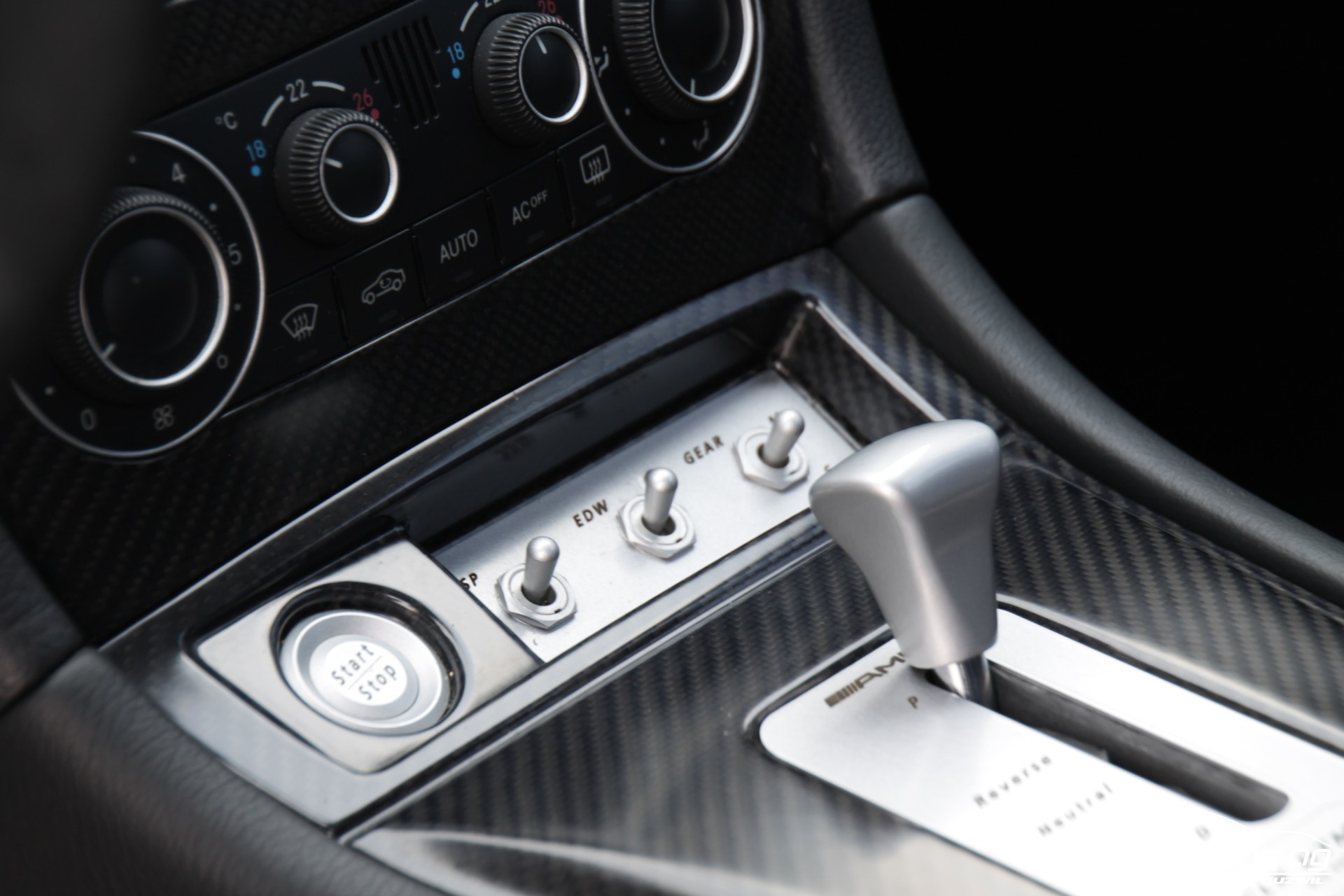 MERCEDES-BENZ CLK DTM AMG-image-15