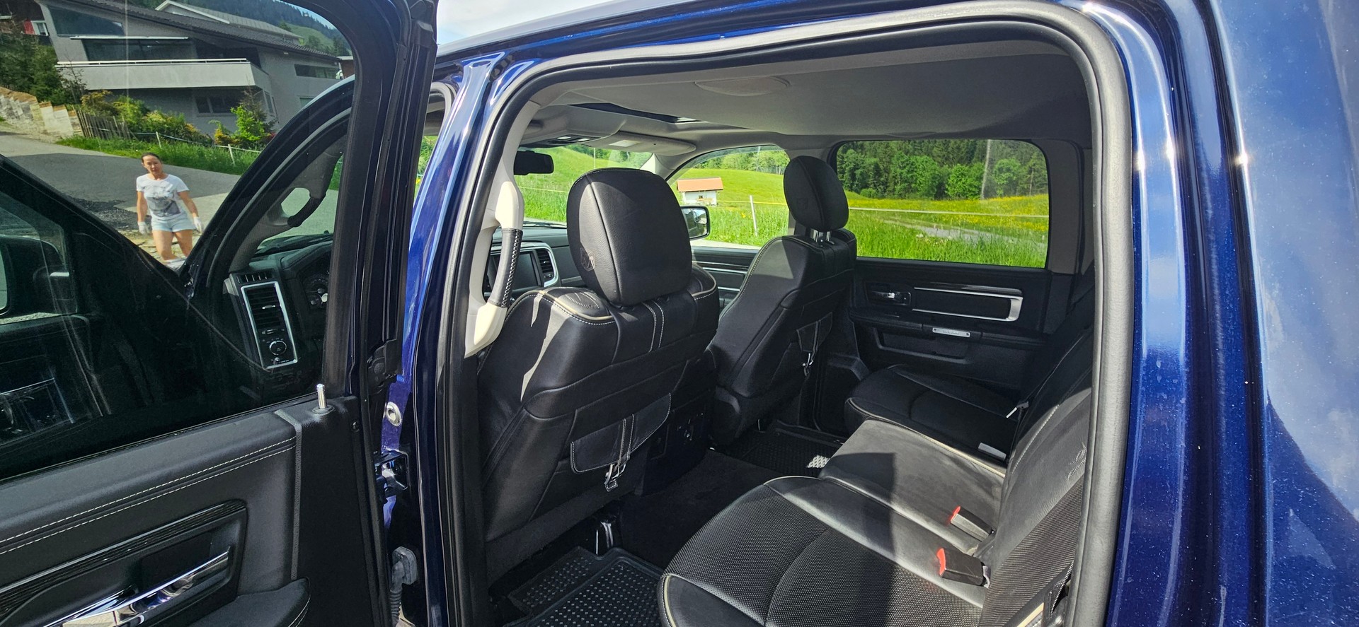 DODGE 1500 Laramie Longhorn Limited-image-22