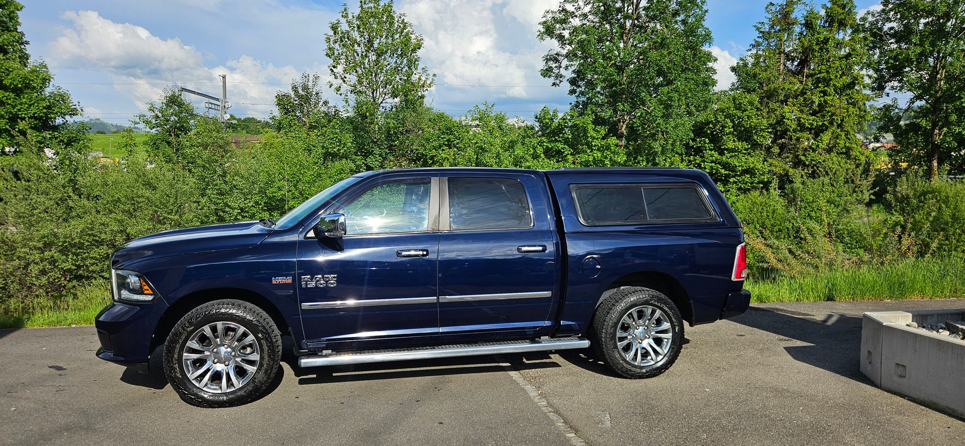 DODGE 1500 Laramie Longhorn Limited-image-8