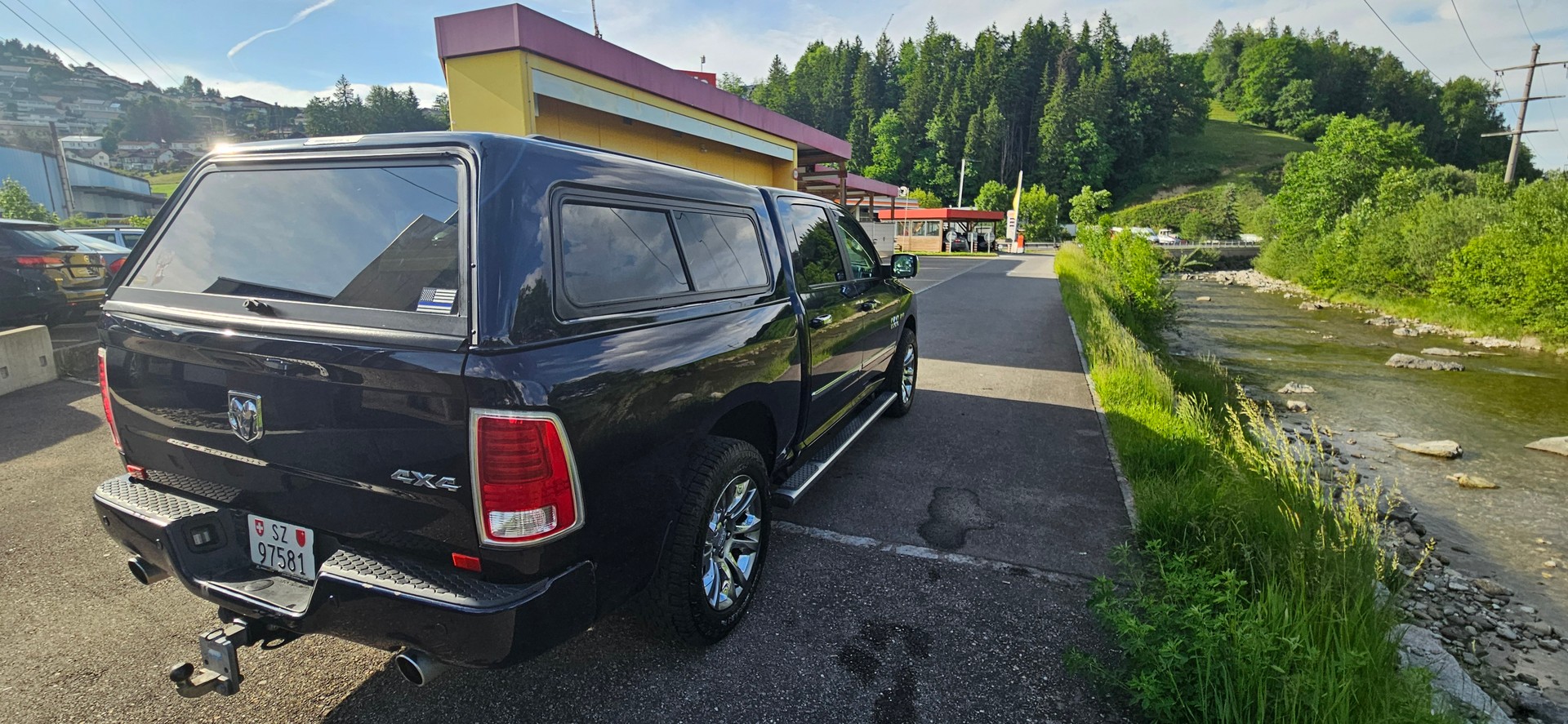 DODGE 1500 Laramie Longhorn Limited-image-3