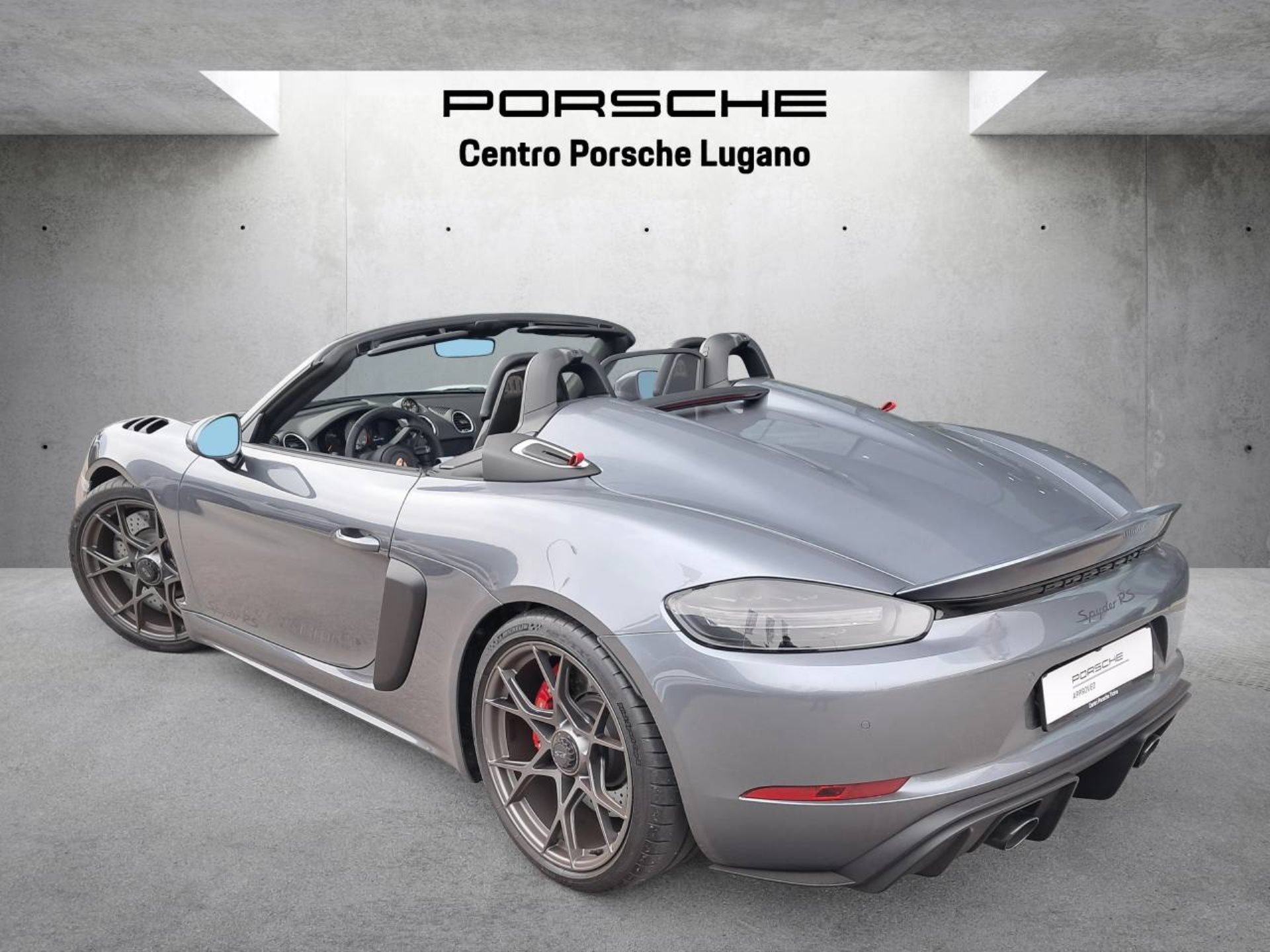 PORSCHE 718 Spyder RS-image-2