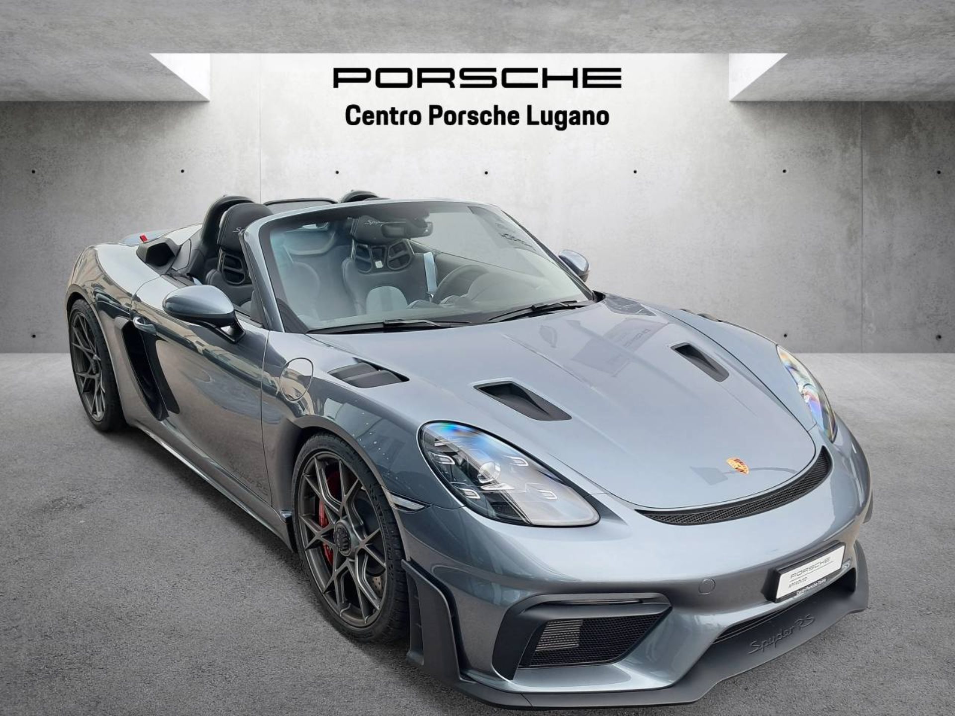 PORSCHE 718 Spyder RS-image-5