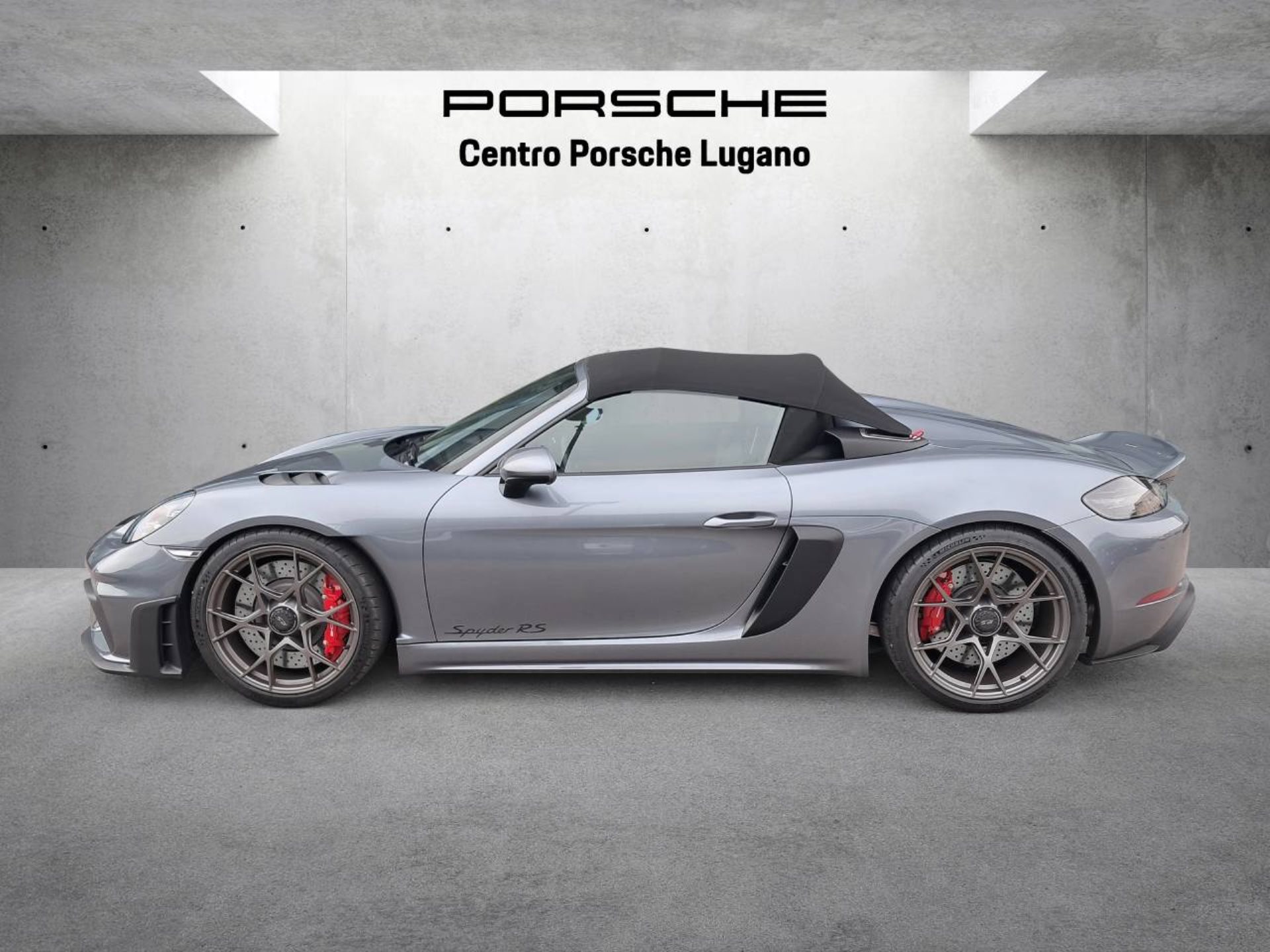 PORSCHE 718 Spyder RS-image-10