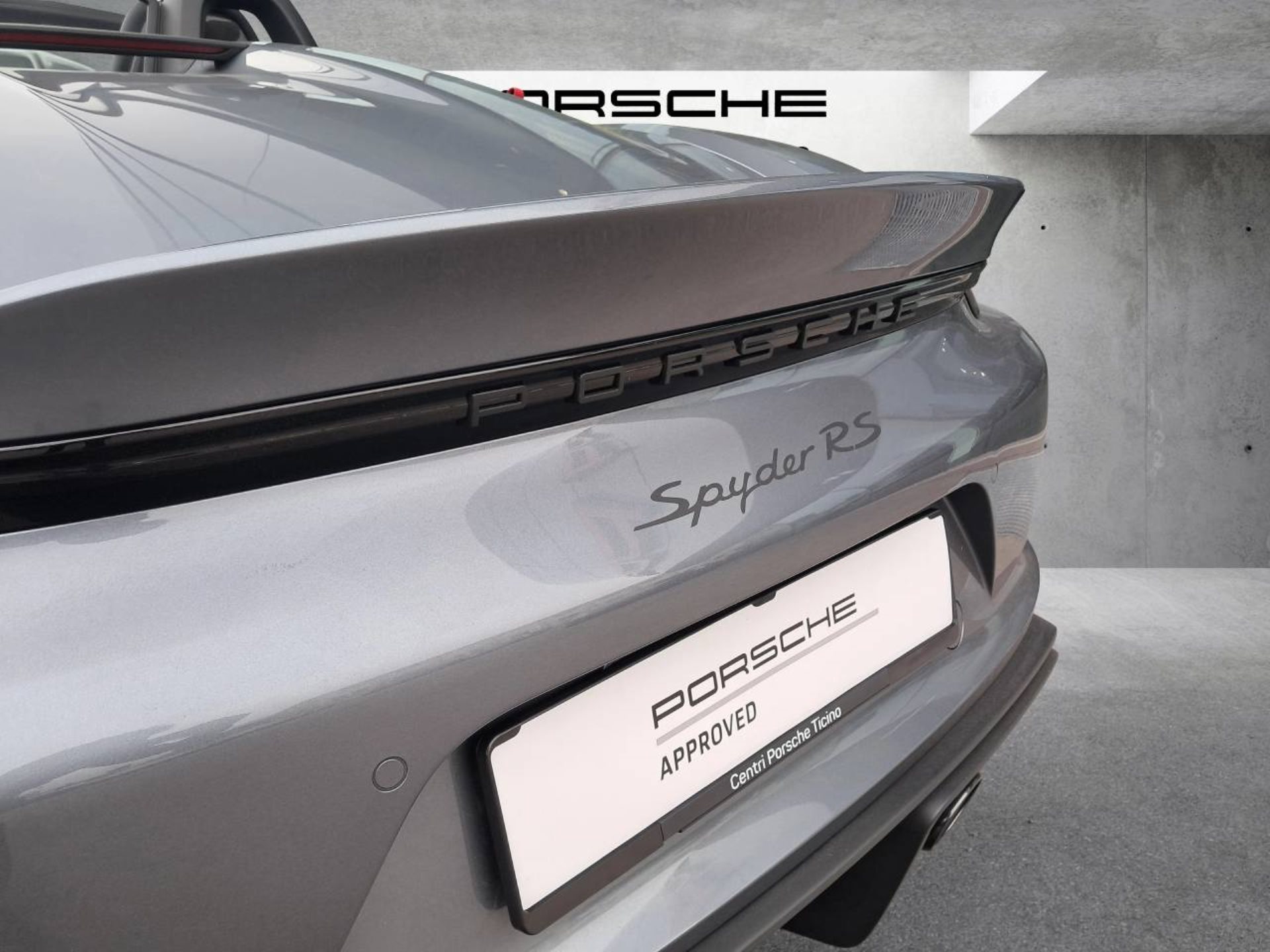 PORSCHE 718 Spyder RS-image-11
