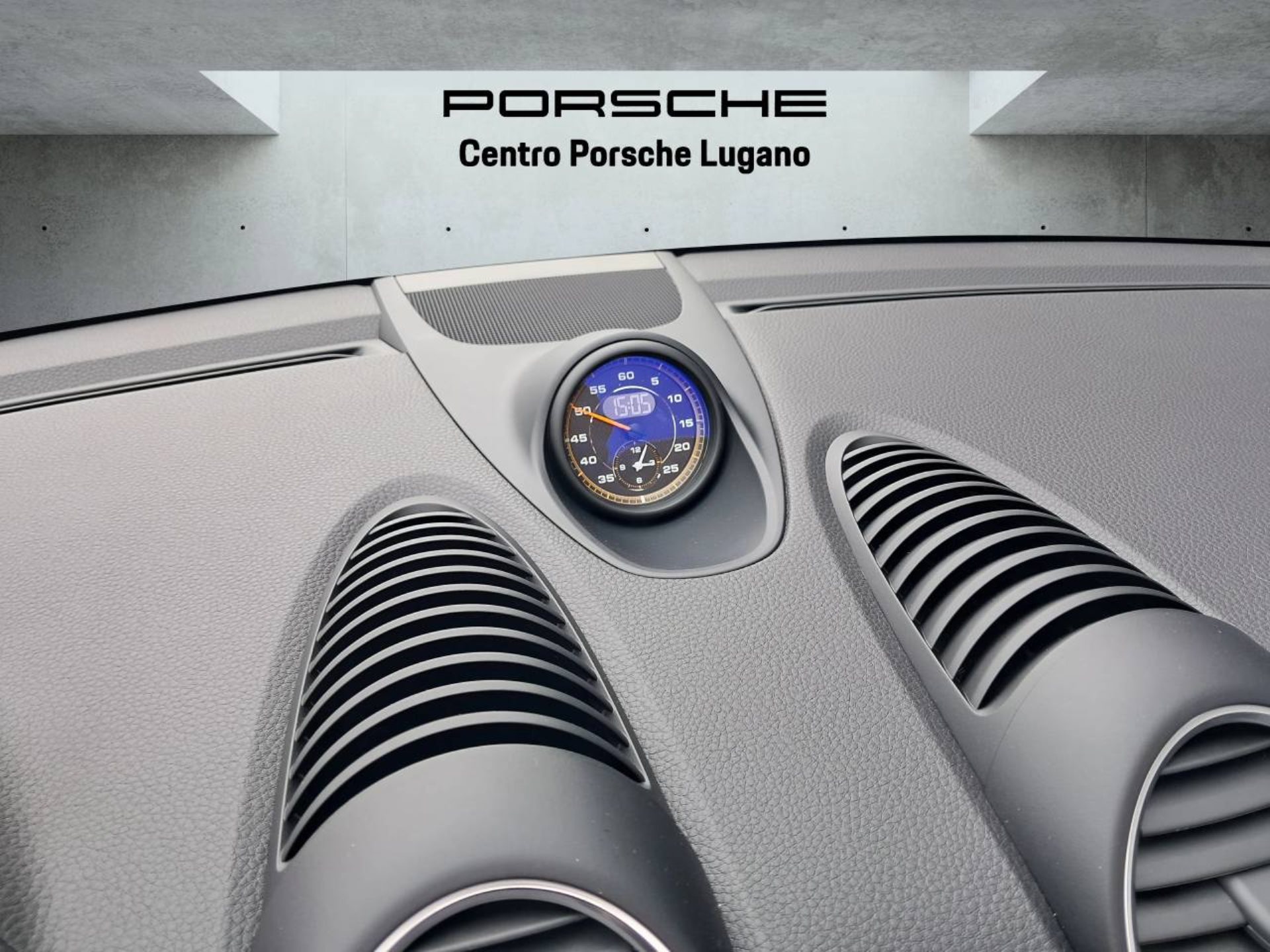 PORSCHE 718 Spyder RS-image-26