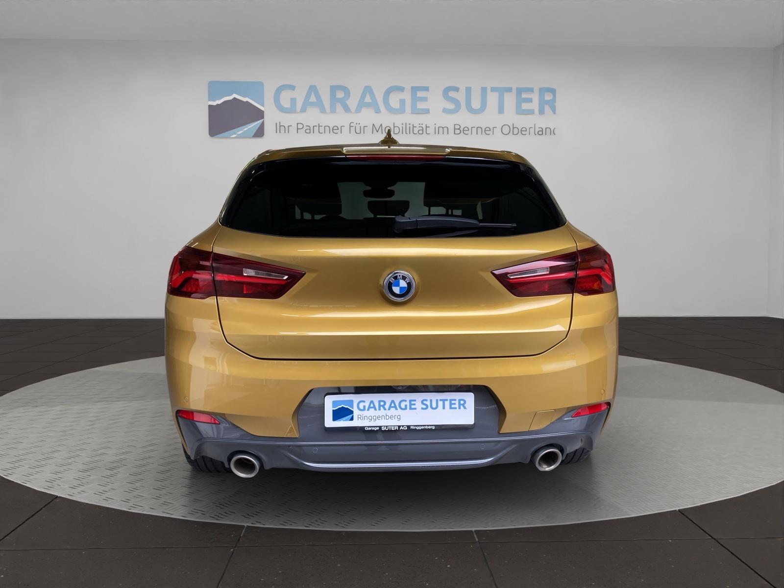 BMW X2 M35i-showroom-element-3