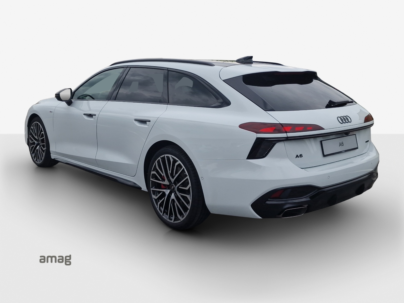 AUDI A6 Avant TFSI quattro 270 kW S tronic-image-2