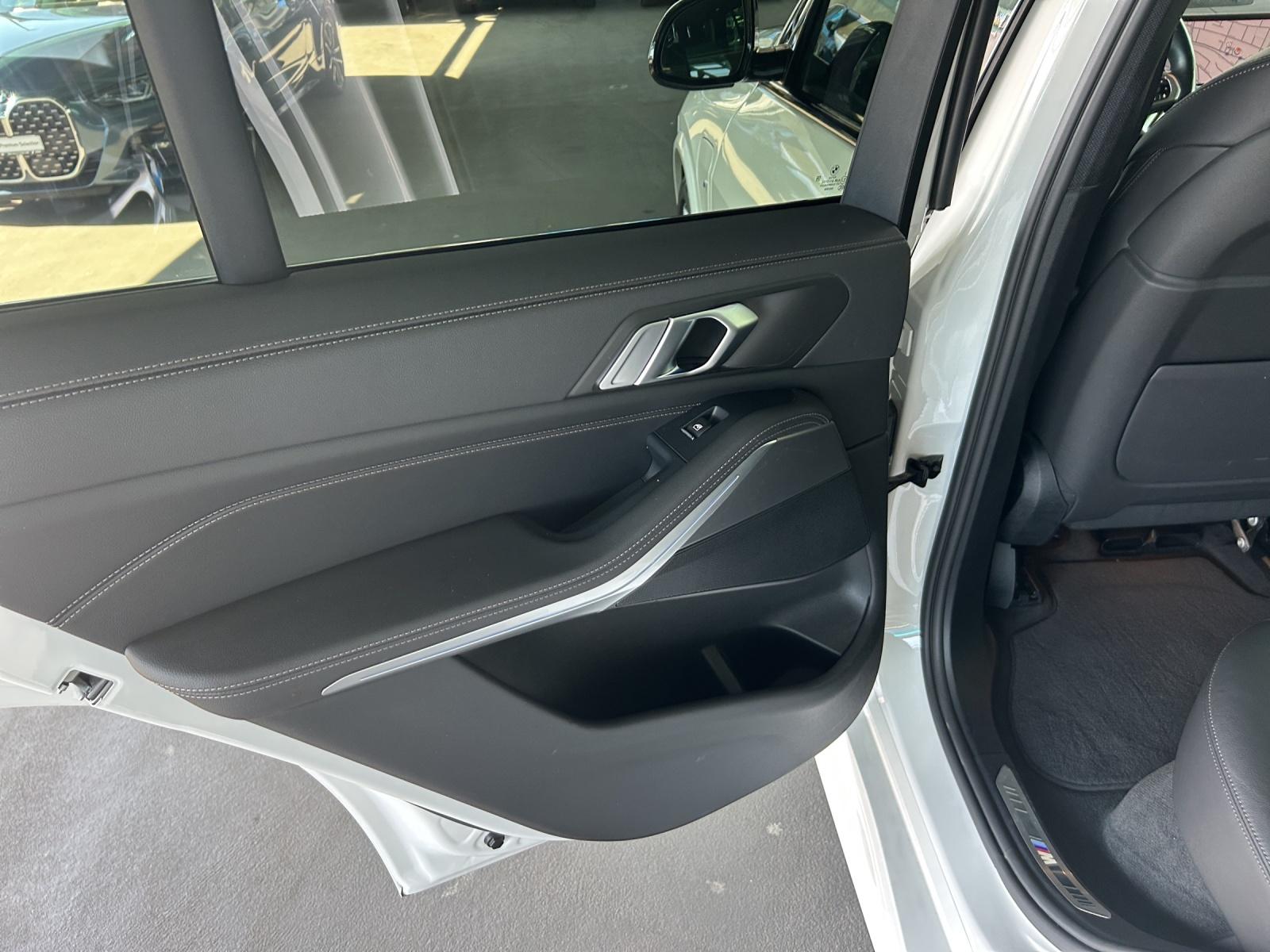 BMW X5 45e xDrive SAG-image-17