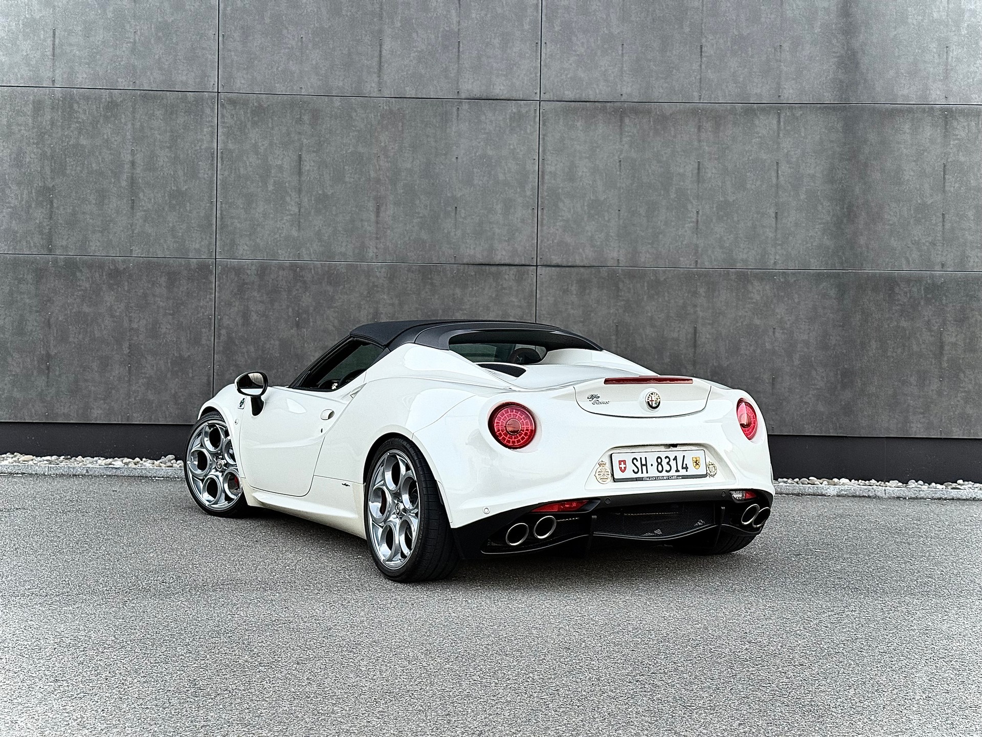 ALFA ROMEO 4C Spider 1750 TBi TCT-image-4