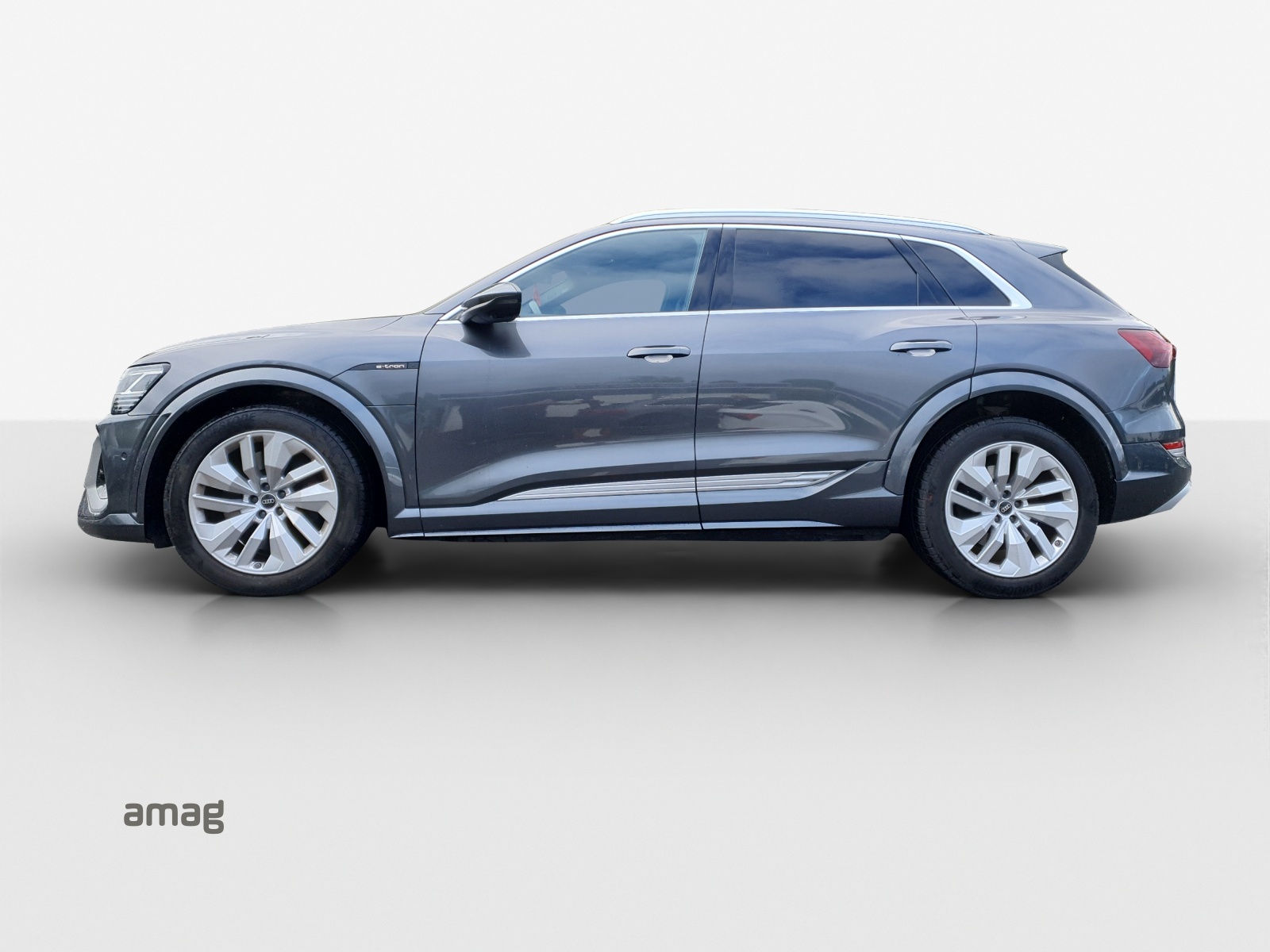 AUDI e-tron S quattro-image-2