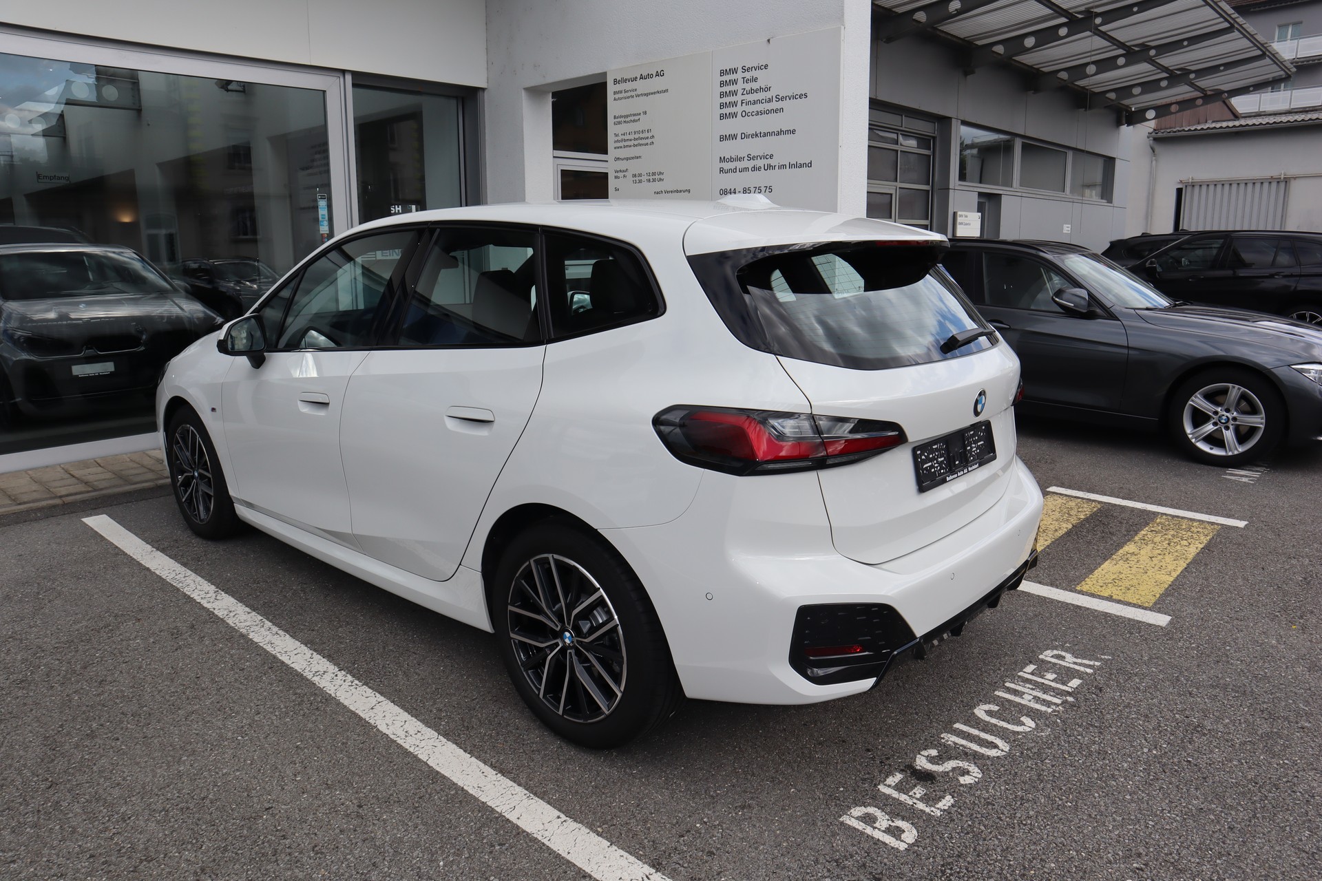 BMW 223i Activ Tourer M Sportpaket DSG Euro 6-image-1