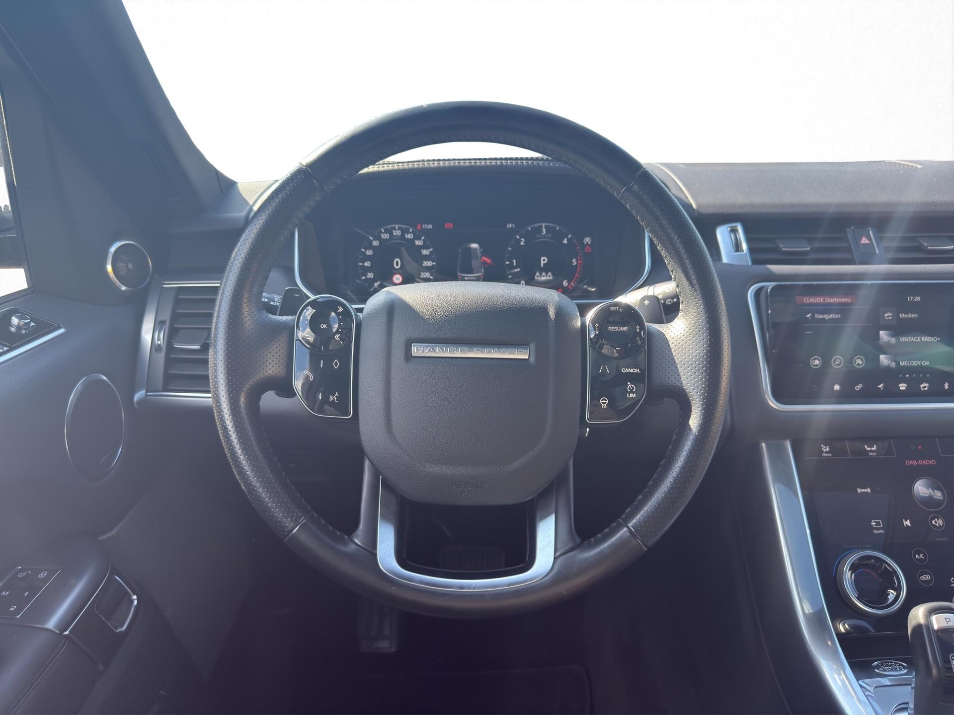 LAND ROVER Range Rover Sport 3.0 SDV6 SE-image-12