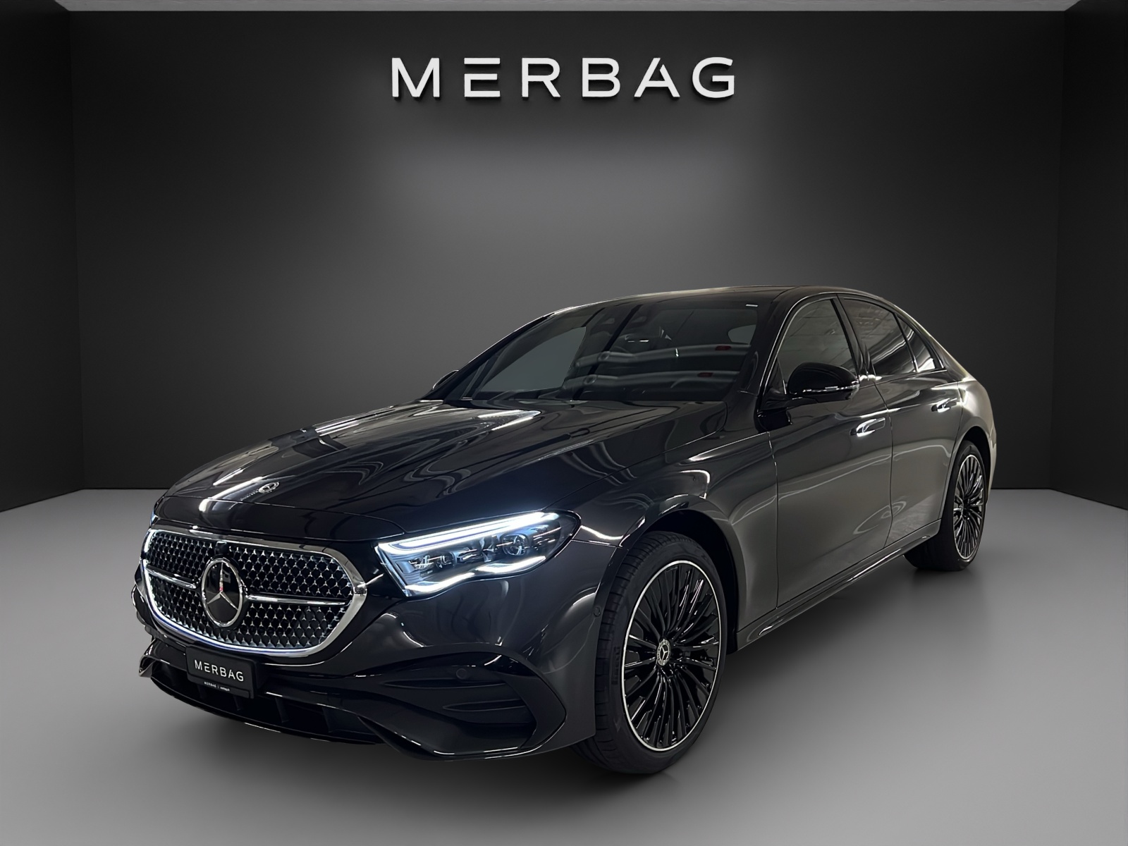 MERCEDES-BENZ E 220 d 4MATIC Limousine-image-2