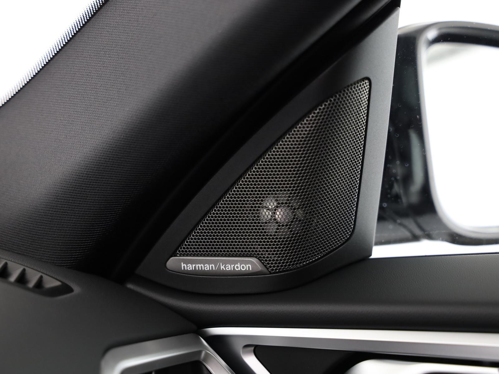 BMW M440i xDrive Gran Coupé-image-18
