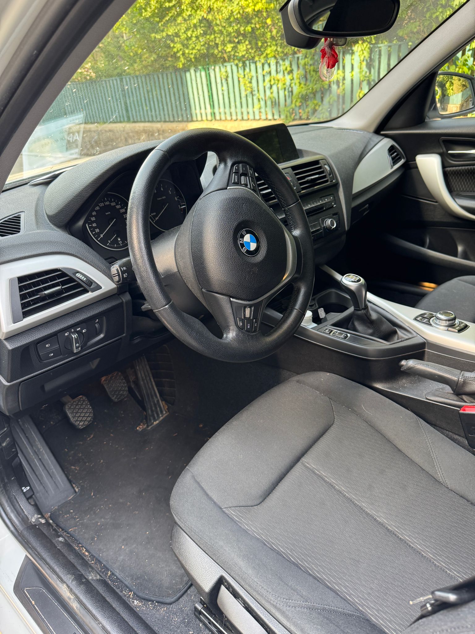 BMW 116i-image-4
