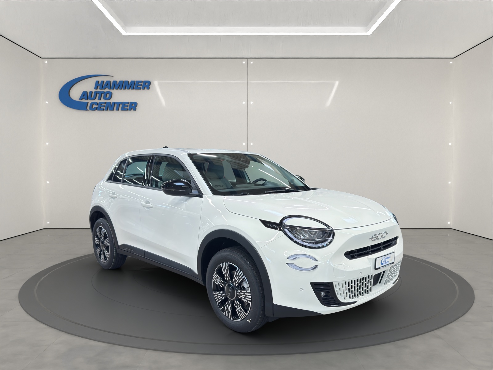FIAT 600 1.2 Hybrid Swiss Edition-image-6