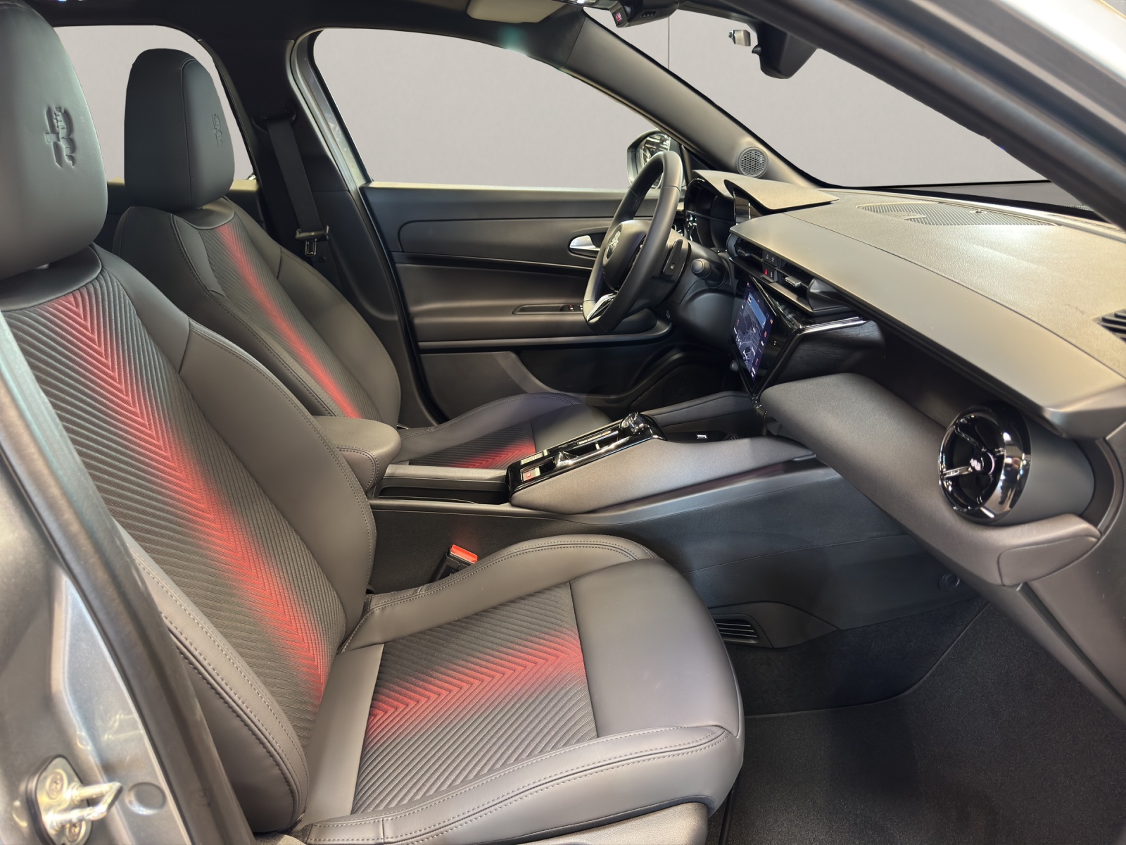 ALFA ROMEO Junior 1.2 Ibrida Speciale-image-12