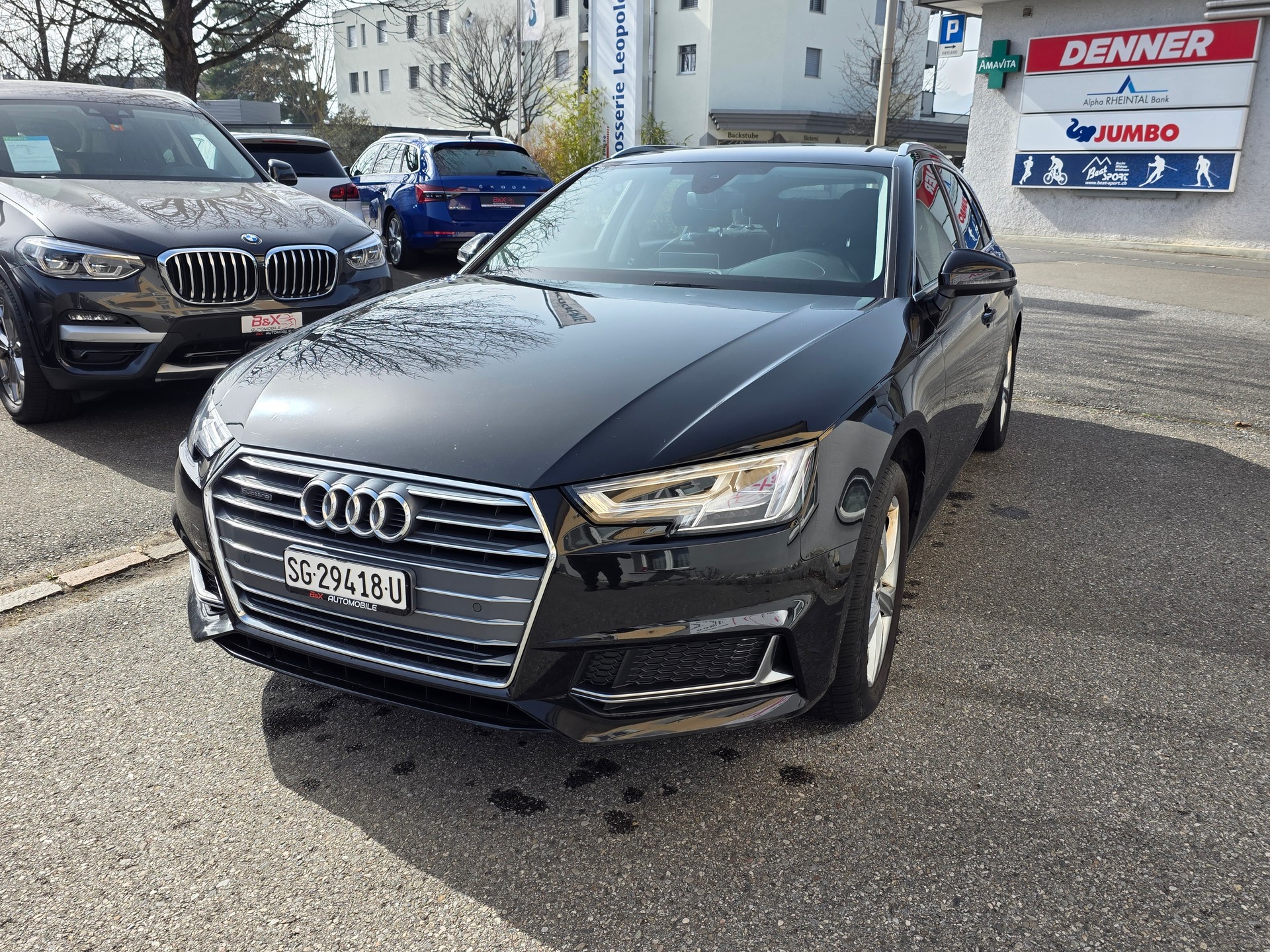 AUDI A4 Avant 40 TDI Sport Attraction quattro S-tronic-image-1