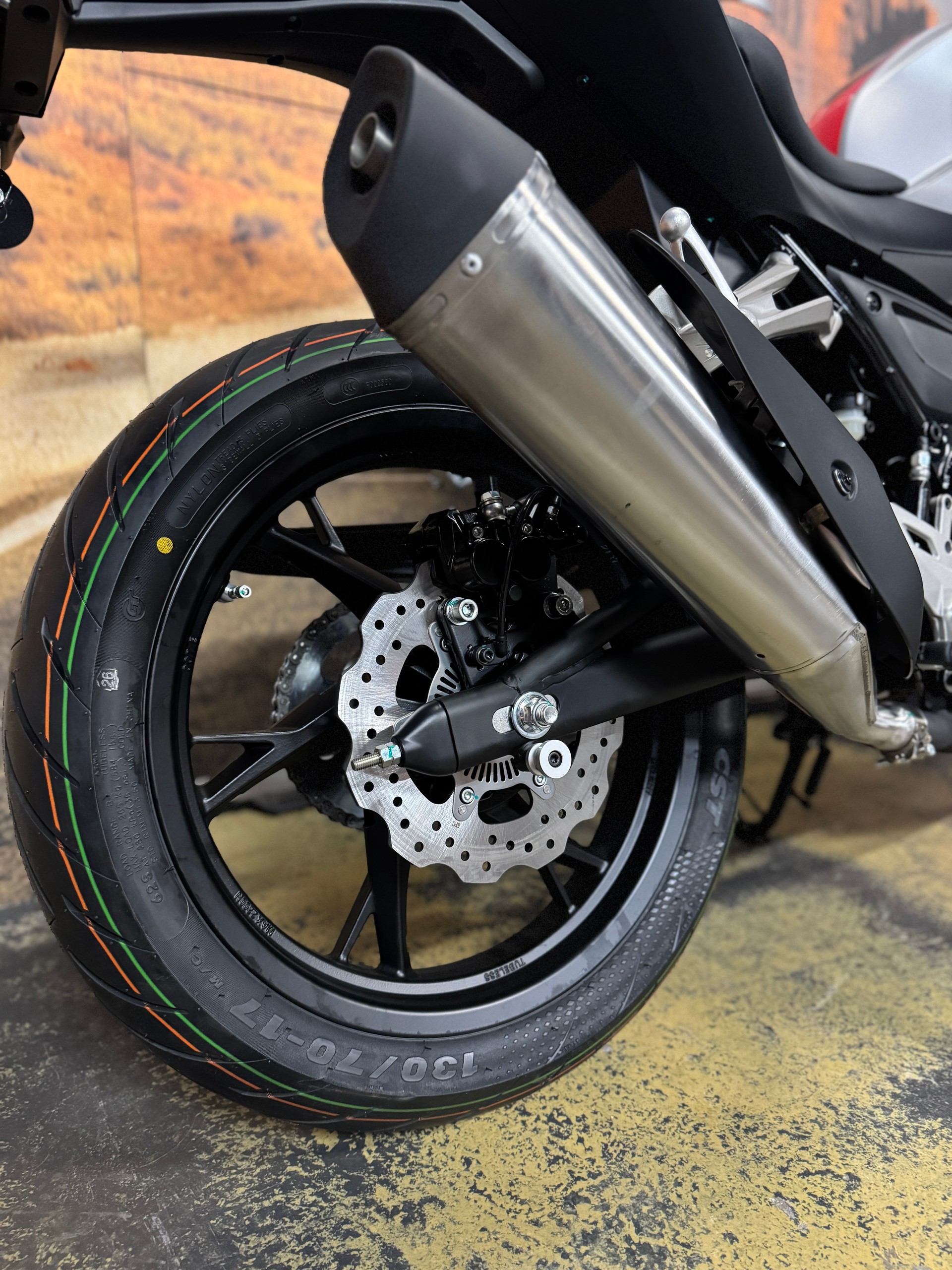 QJ SRK 125 R-image-8