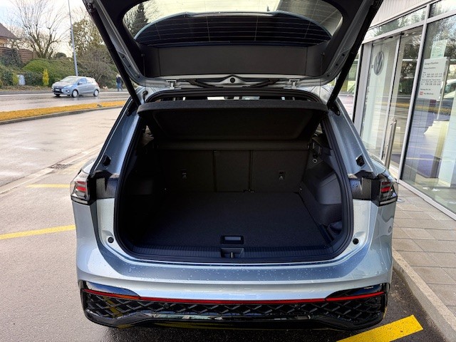 VW Tiguan 2.0 TSI DSG R-Line 4Motion-image-7