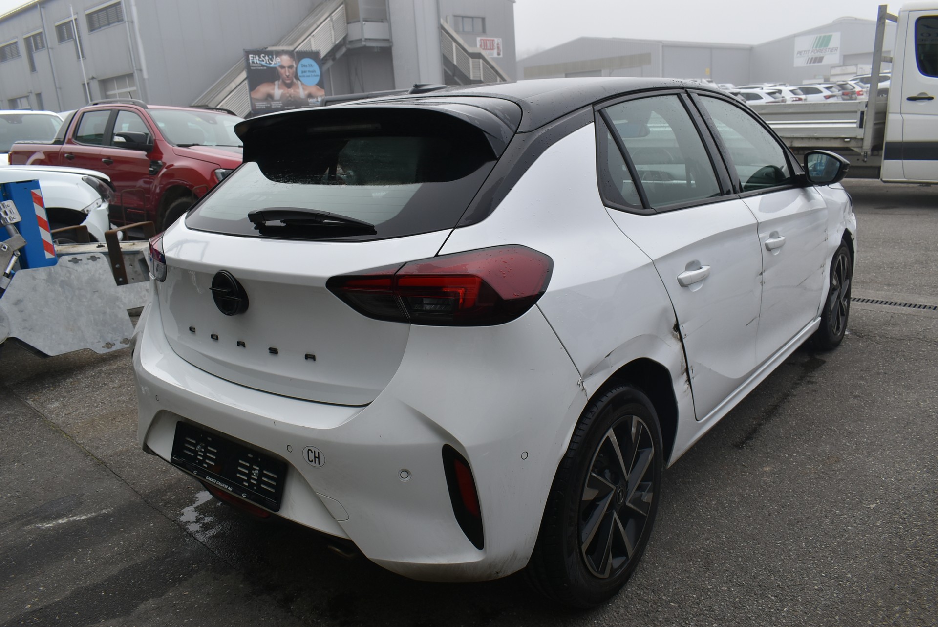 OPEL Corsa 1.2 TP GS A-image-3