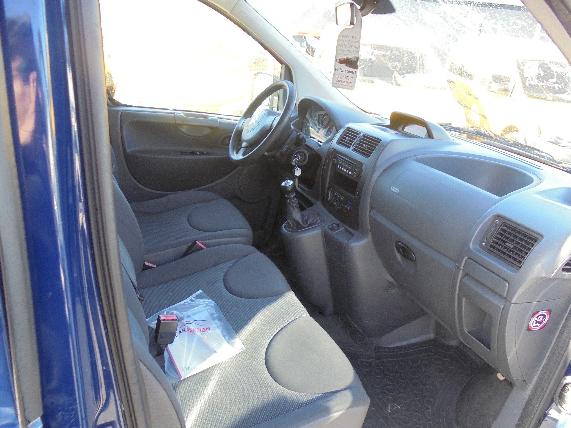 CITROEN Jumpy 2.0 HDi L2H1 Attraction-image-7