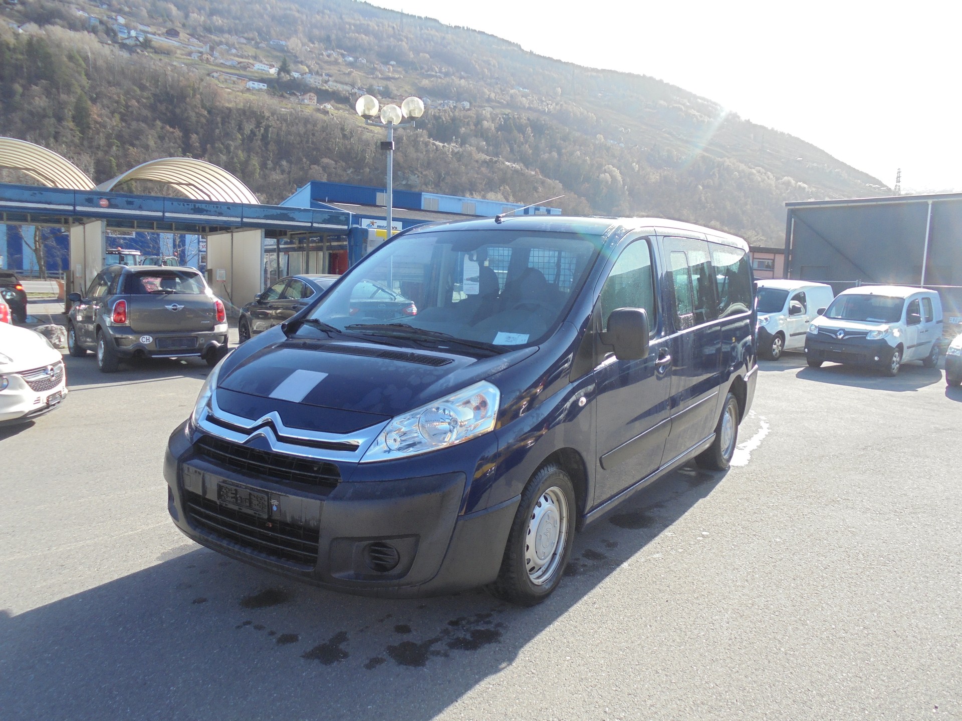 CITROEN Jumpy 2.0 HDi L2H1 Attraction-image-1