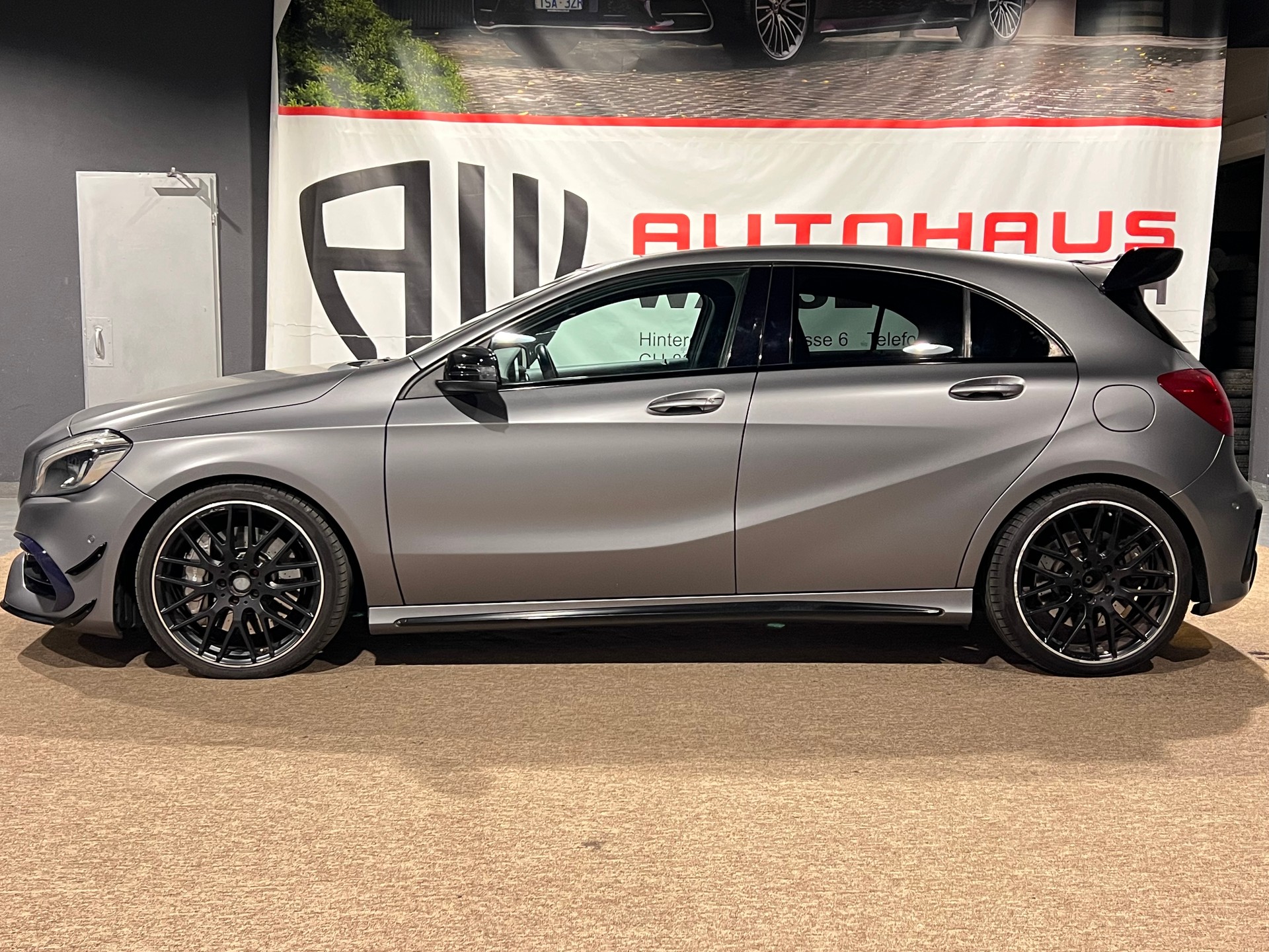 MERCEDES-BENZ A 45 AMG 4Matic Petronas 2015 Edition 7G-DCT-image-5