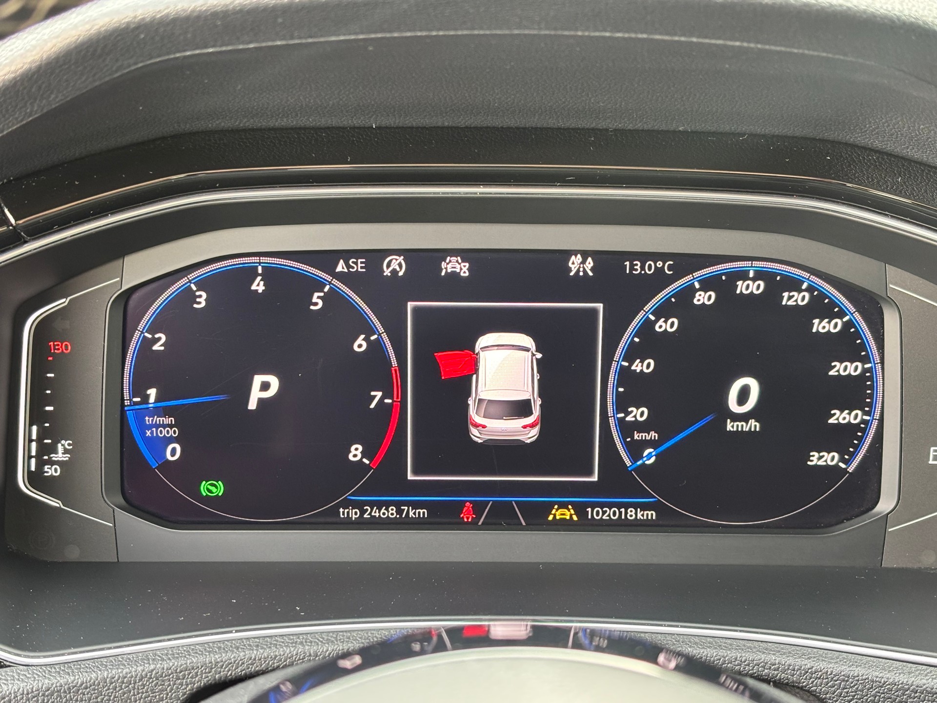 VW T-Roc 2.0 TSI R DSG 4Motion-image-17