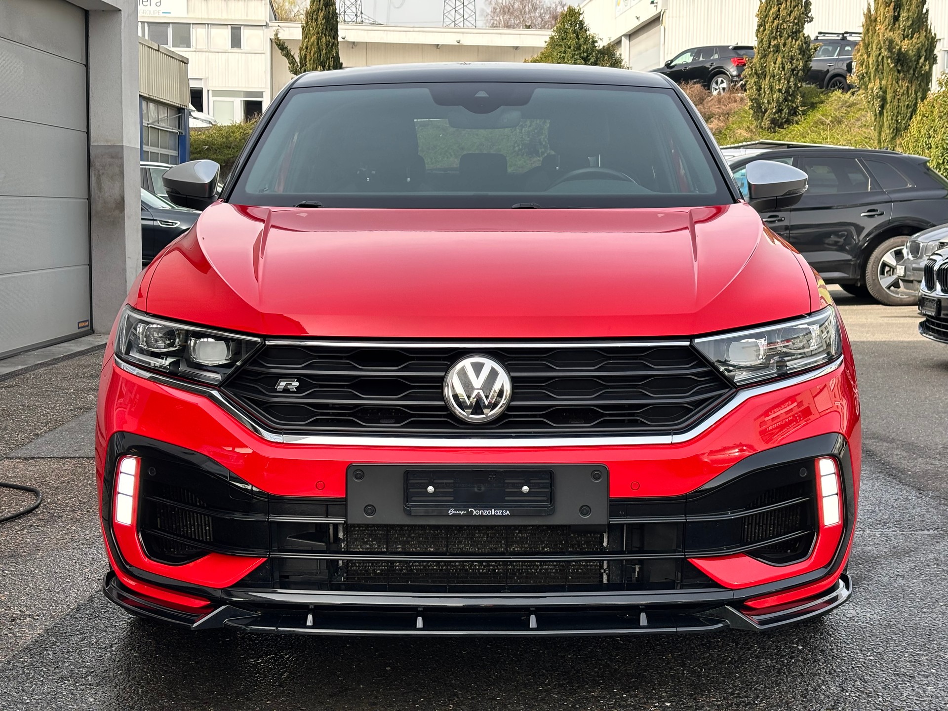 VW T-Roc 2.0 TSI R DSG 4Motion-image-1