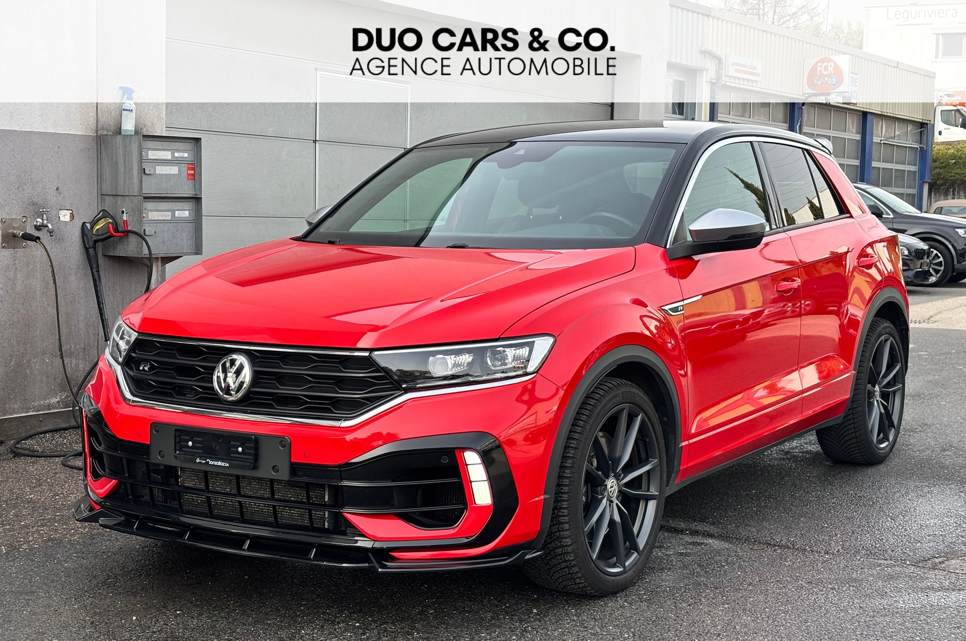 VW T-Roc 2.0 TSI R DSG 4Motion-image-0