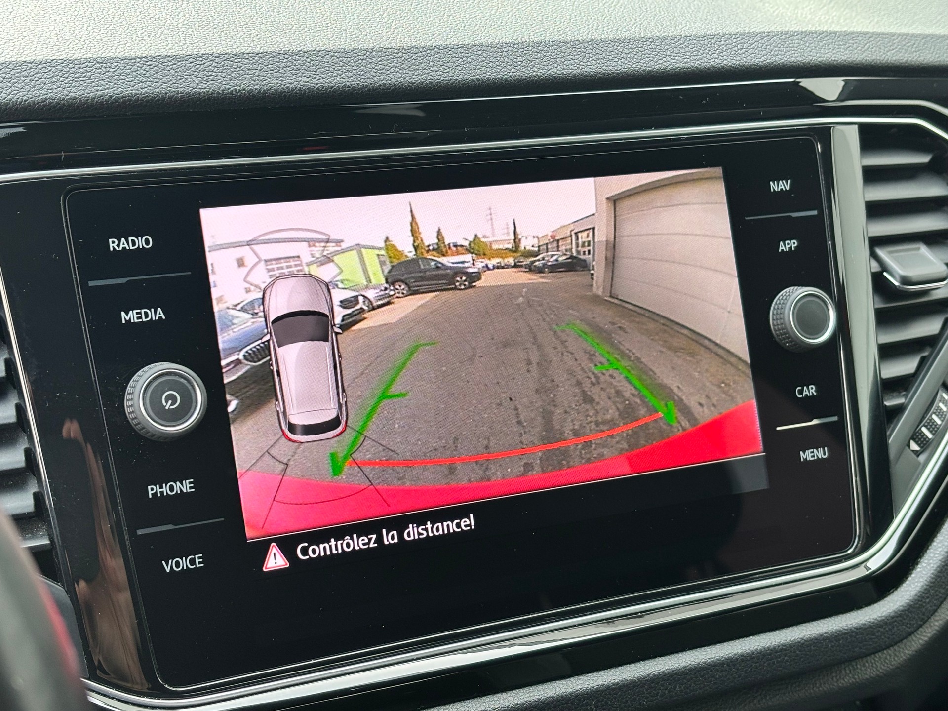VW T-Roc 2.0 TSI R DSG 4Motion-image-22