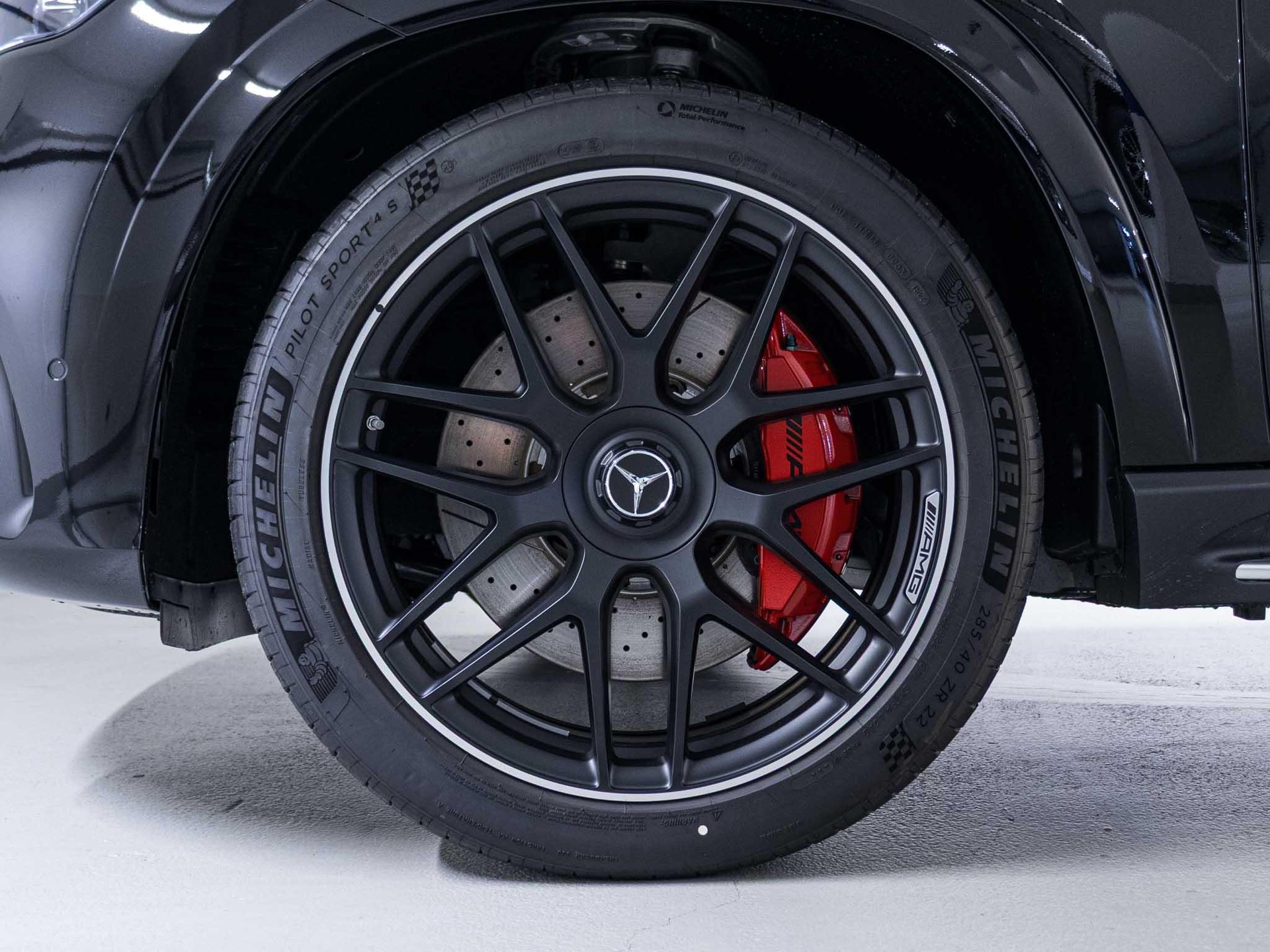 MERCEDES-BENZ GLE 63 AMG S 4MATIC+ Coupé-image-13