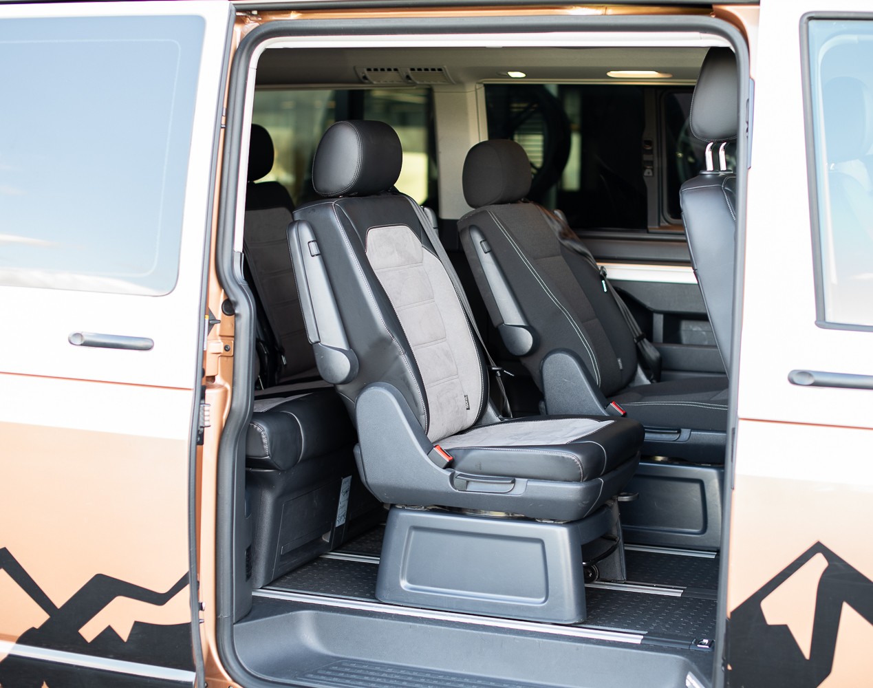 VW Calif. BiTDI Beach Lib 4M-image-7