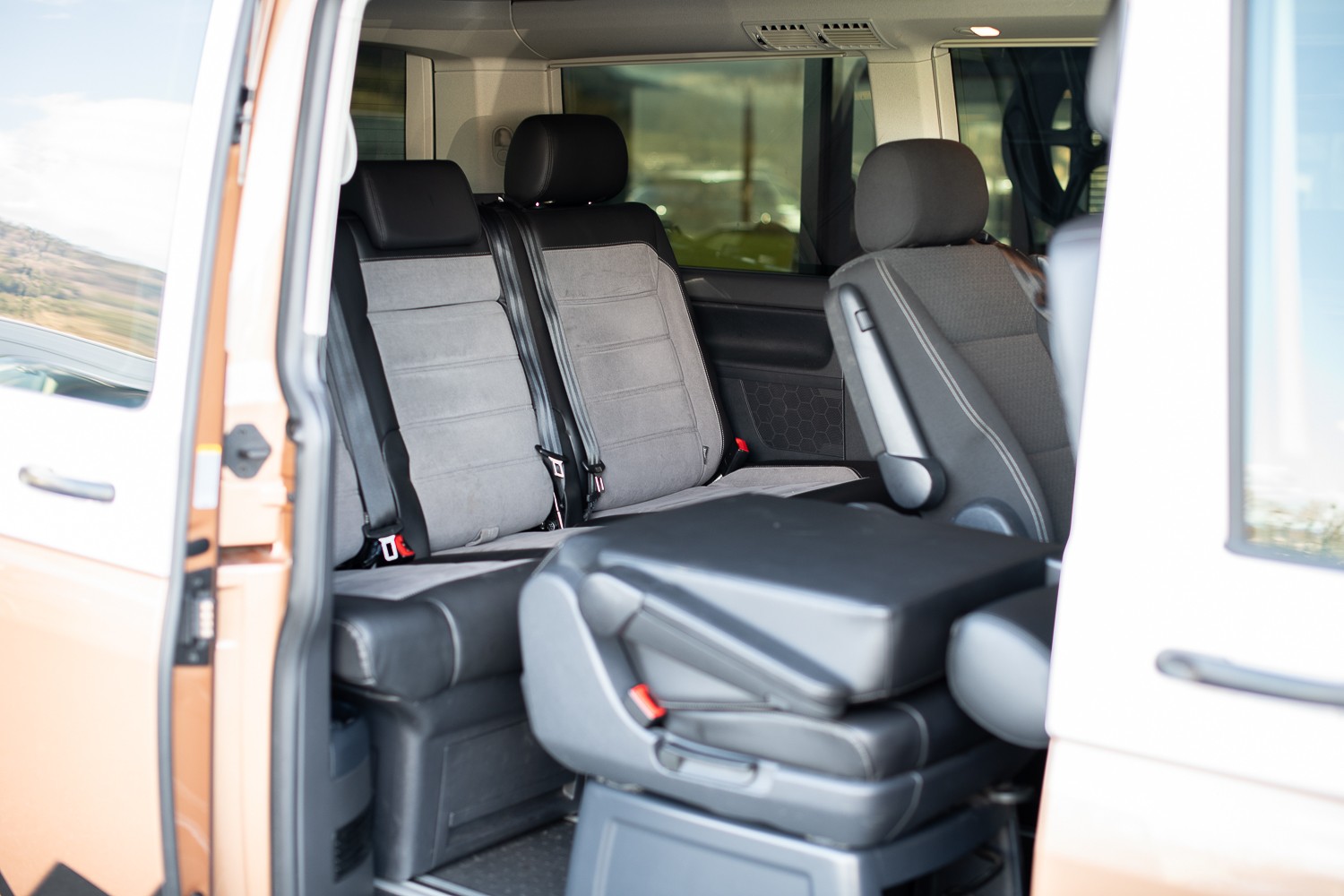 VW Calif. BiTDI Beach Lib 4M-image-8