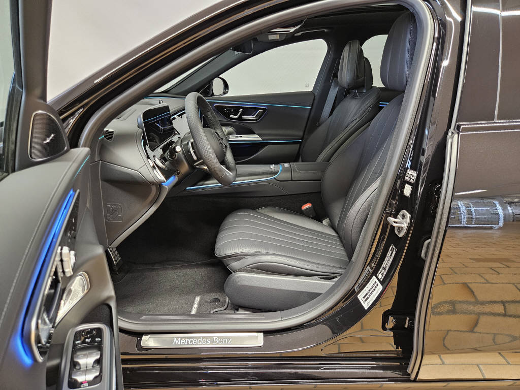 MERCEDES-BENZ E 220 d 4Matic AMG Line Limousine-image-6
