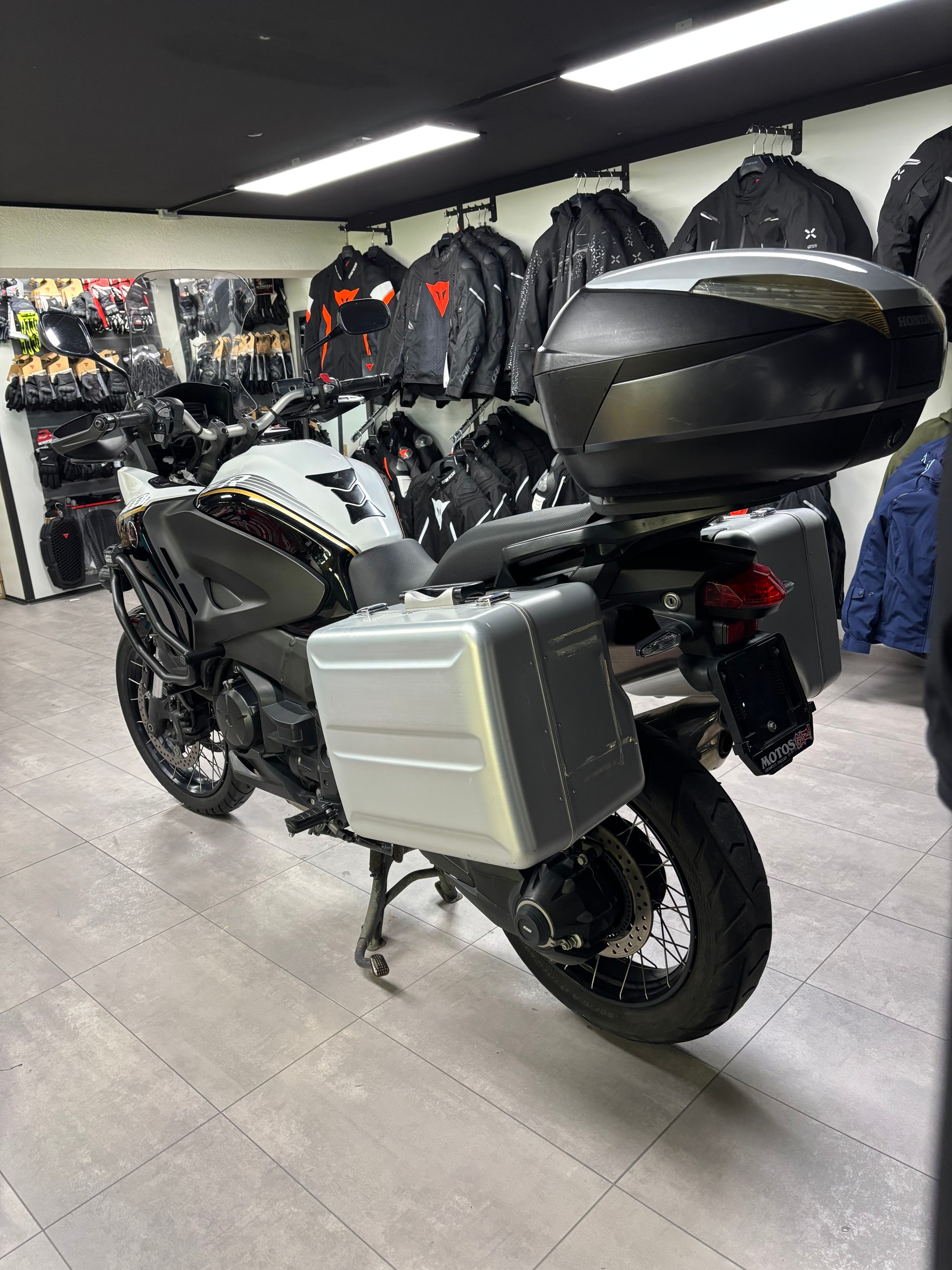 HONDA VFR 1200 X DTC-image-5