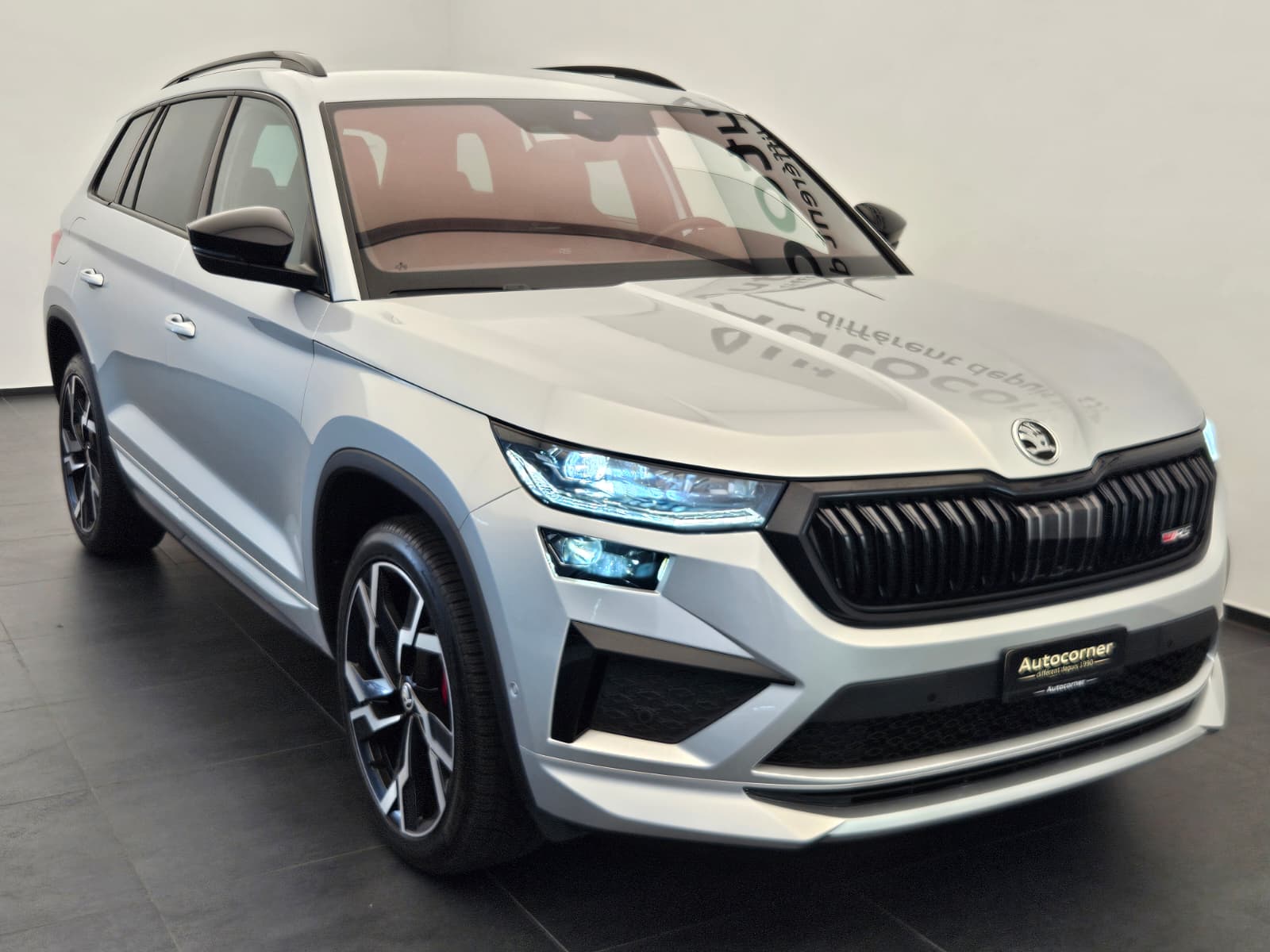 SKODA Kodiaq 2.0 TSI 4x4 RS-image-4