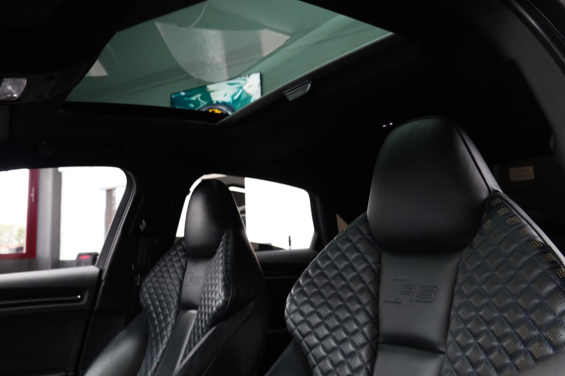 AUDI RS3 LIMOUSINE 2.5 TSI QUATTRO S-TRONIC NO OPF CH-FZ SEDAN ON POINT-image-37