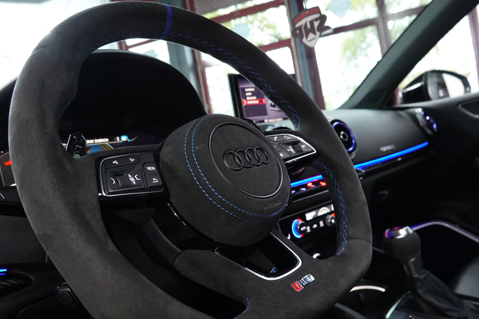 AUDI RS3 LIMOUSINE 2.5 TSI QUATTRO S-TRONIC NO OPF CH-FZ SEDAN ON POINT-image-34