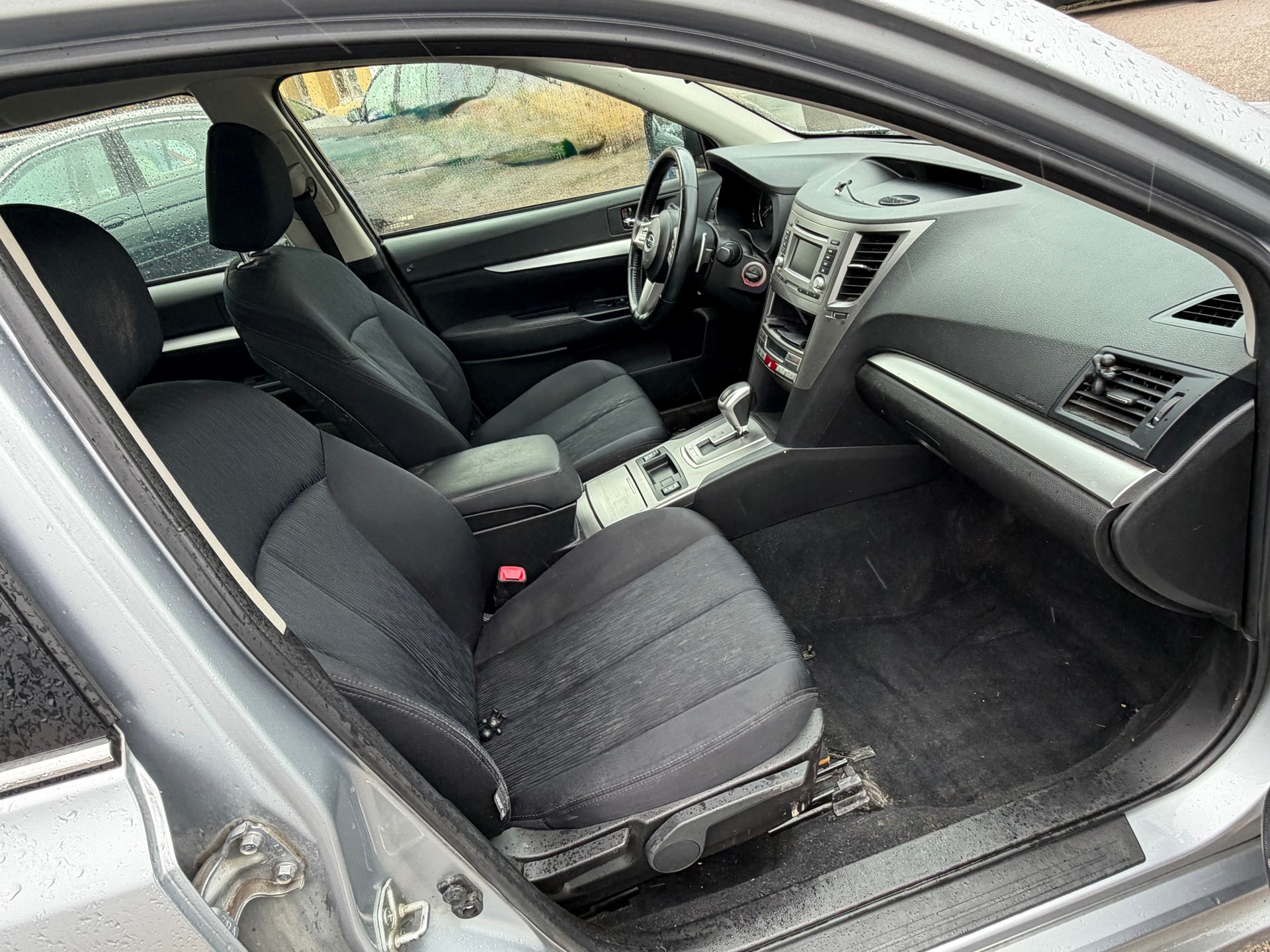 SUBARU Legacy 2.0i Advantage AWD-image-10
