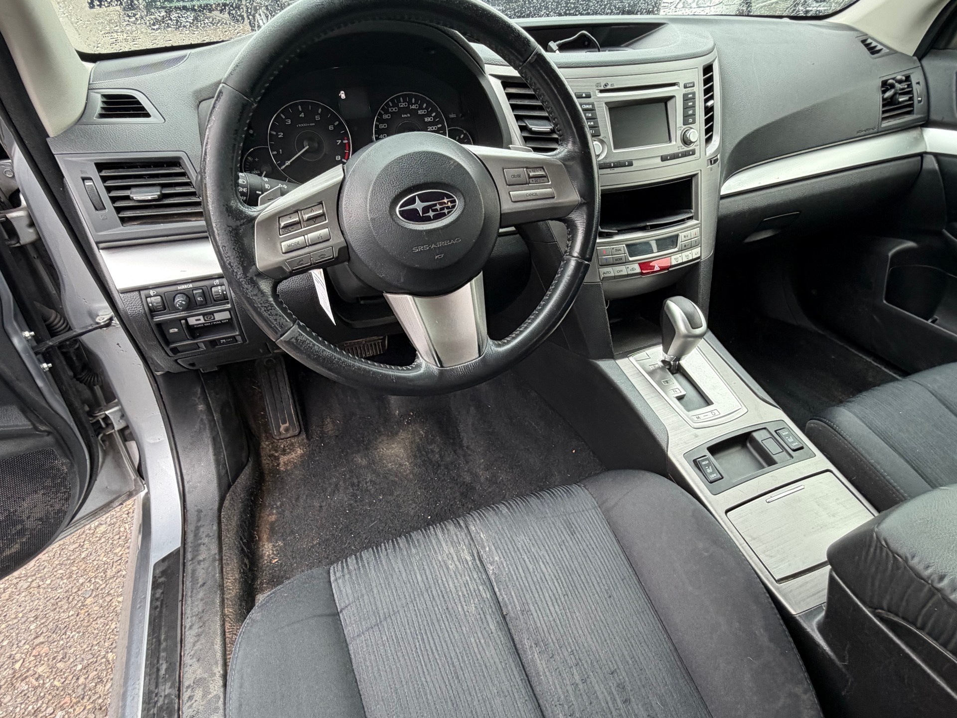 SUBARU Legacy 2.0i Advantage AWD-image-12