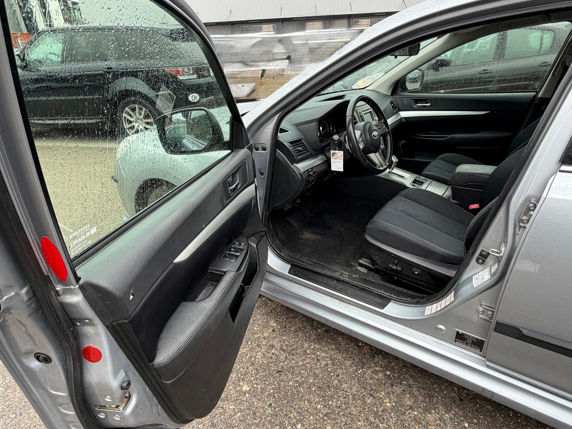 SUBARU Legacy 2.0i Advantage AWD-image-11